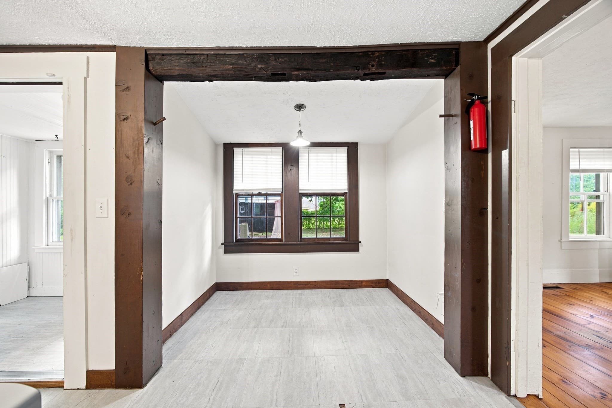 Single Family Residence at 114 Old Amherst Rd, Sunderland MA 01375, photo 7 of 42