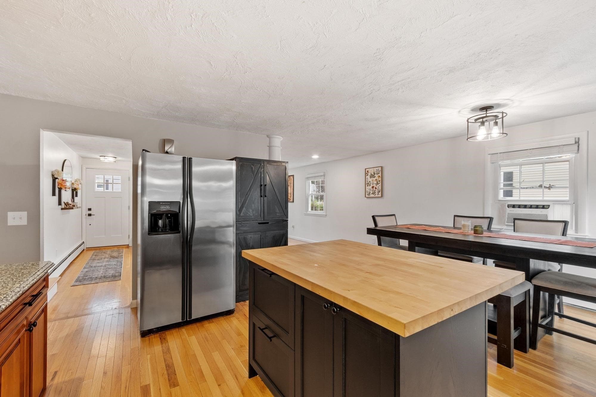 Single Family Residence at 119 Smith St, Leominster MA 01453, Leominster, photo 14 of 42