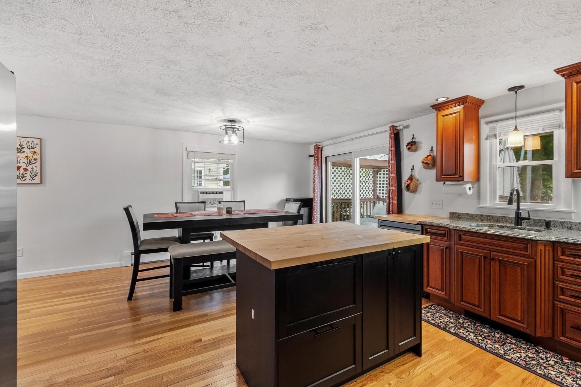 Single Family Residence at 119 Smith St, Leominster MA 01453, Leominster, photo 15 of 42