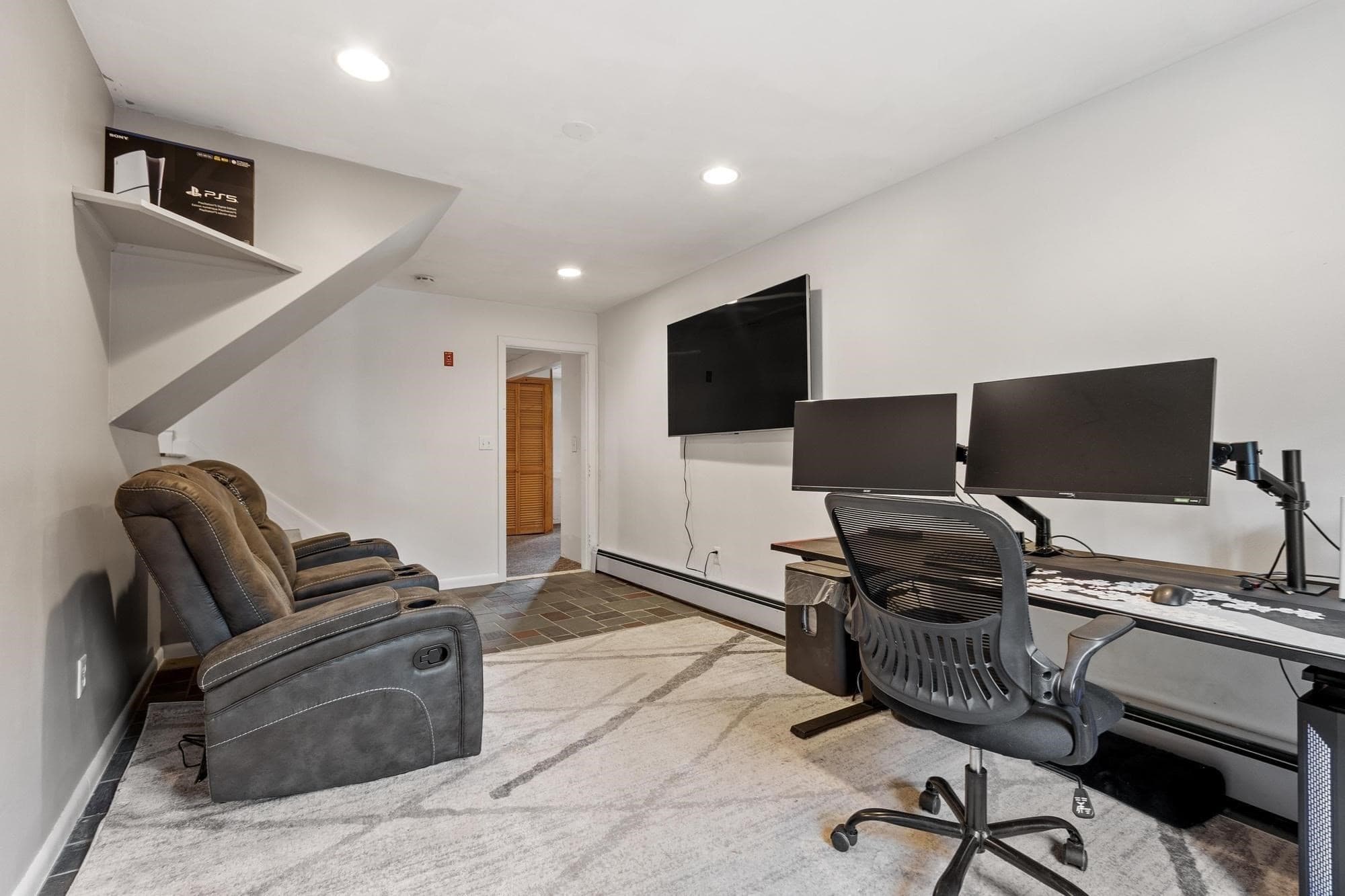 Single Family Residence at 119 Smith St, Leominster MA 01453, Leominster, photo 21 of 42