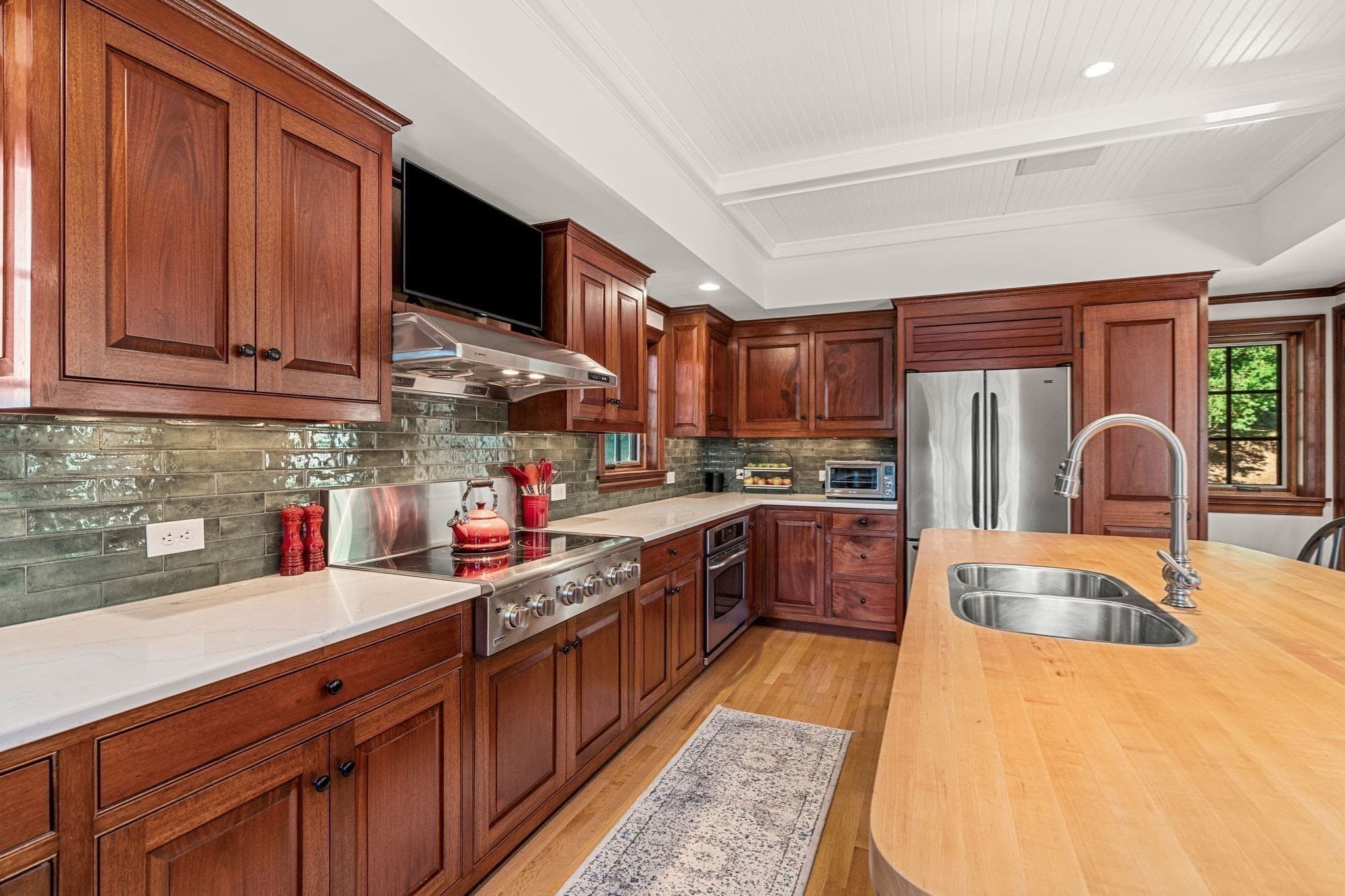 Single Family Residence at 5 Willowdale Rd, Winchester MA 01890, Winchester, photo 13 of 42