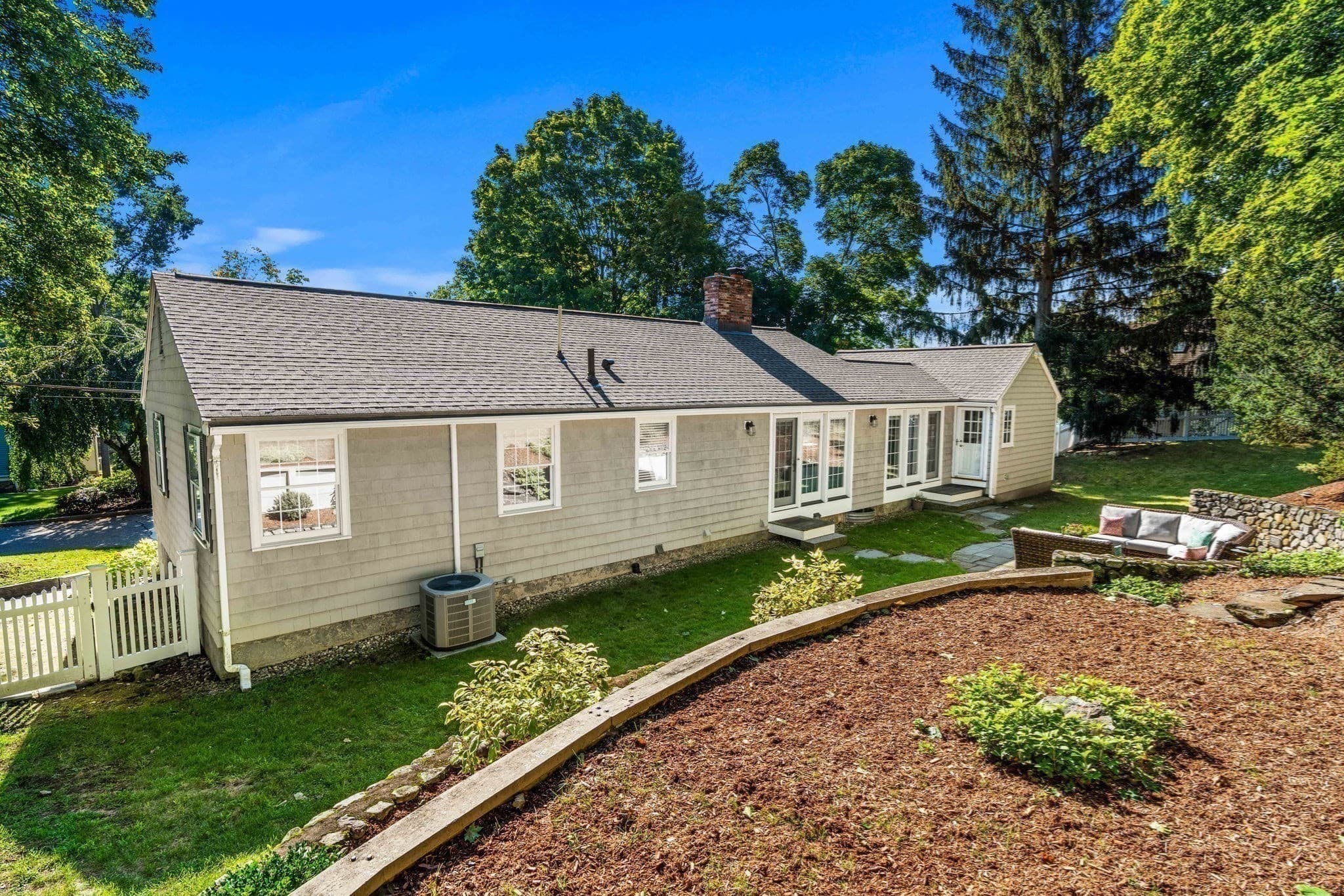 Single Family Residence at 5 Willowdale Rd, Winchester MA 01890, Winchester, photo 37 of 42