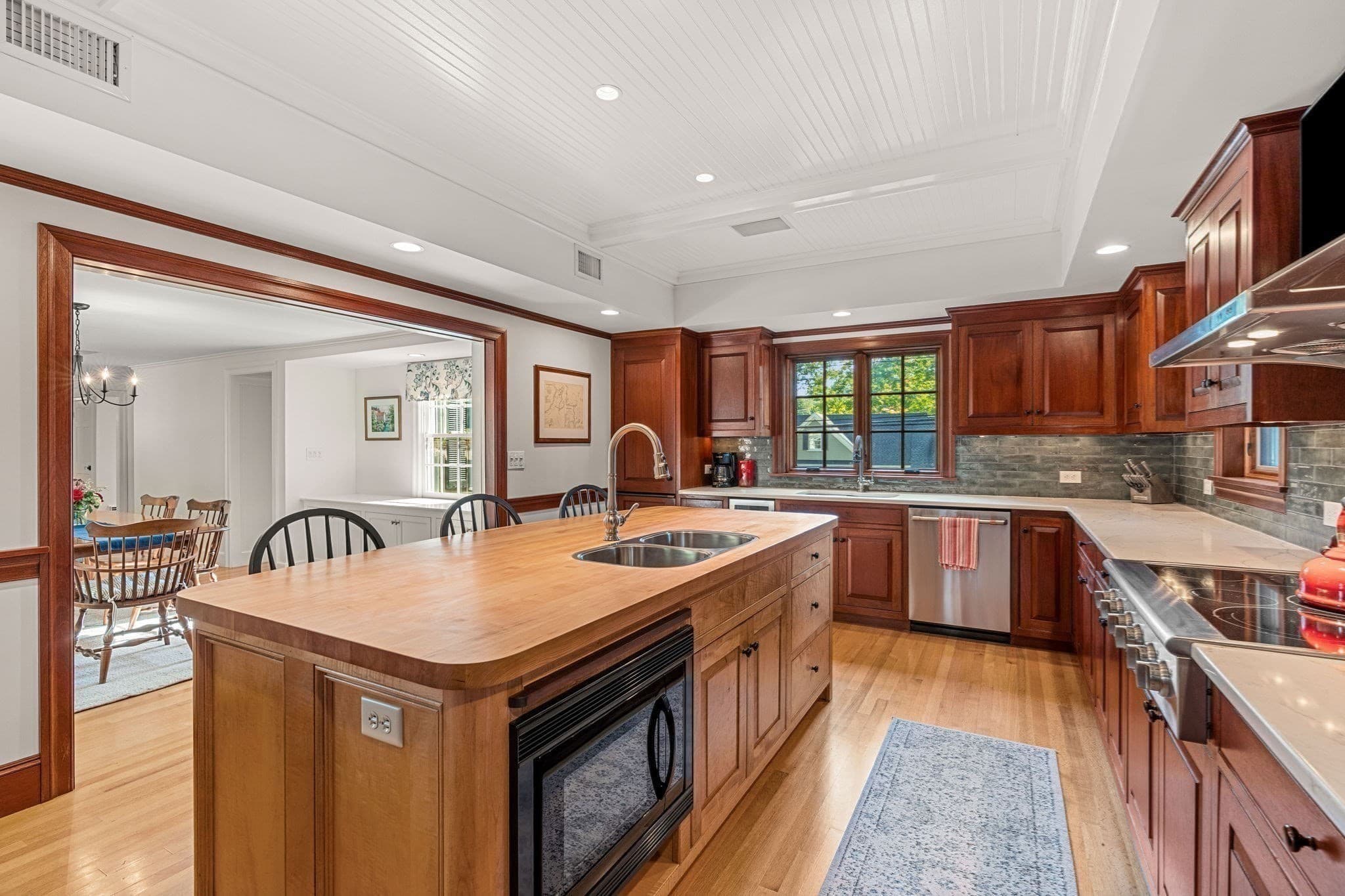 Single Family Residence at 5 Willowdale Rd, Winchester MA 01890, Winchester, photo 11 of 42