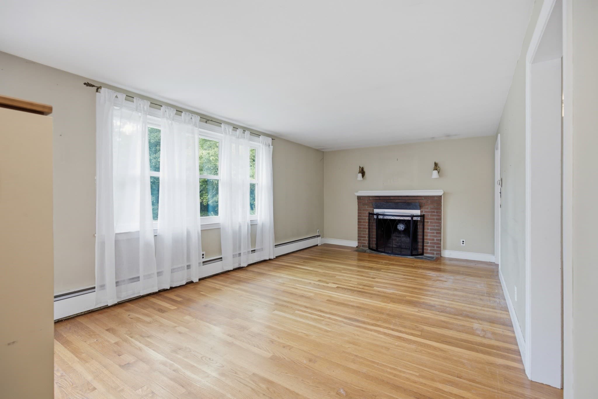 Single Family Residence at 9 Felton Ln, West Newbury MA 01985, West Newbury, photo 15 of 29