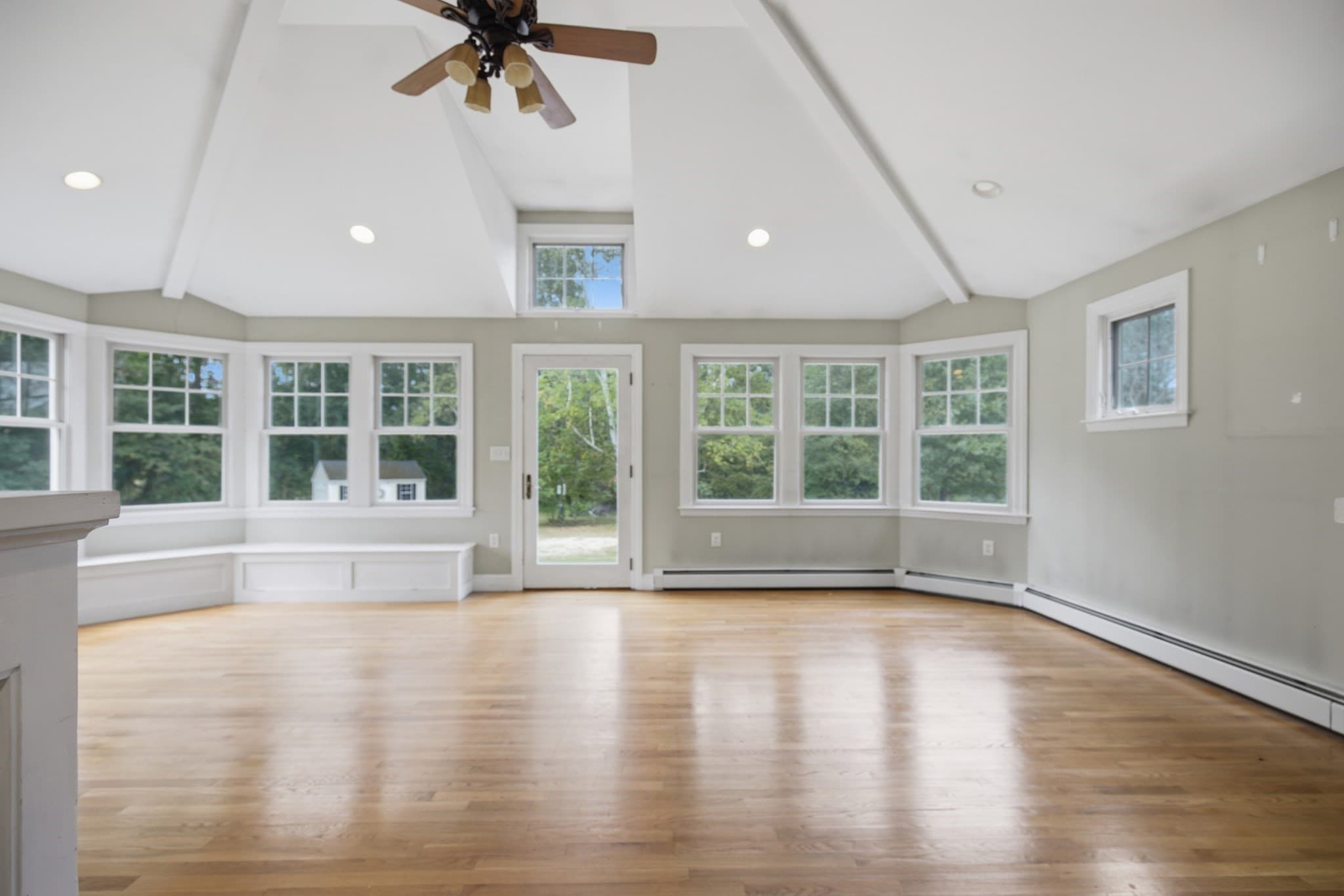 Single Family Residence at 9 Felton Ln, West Newbury MA 01985, West Newbury, photo 4 of 29