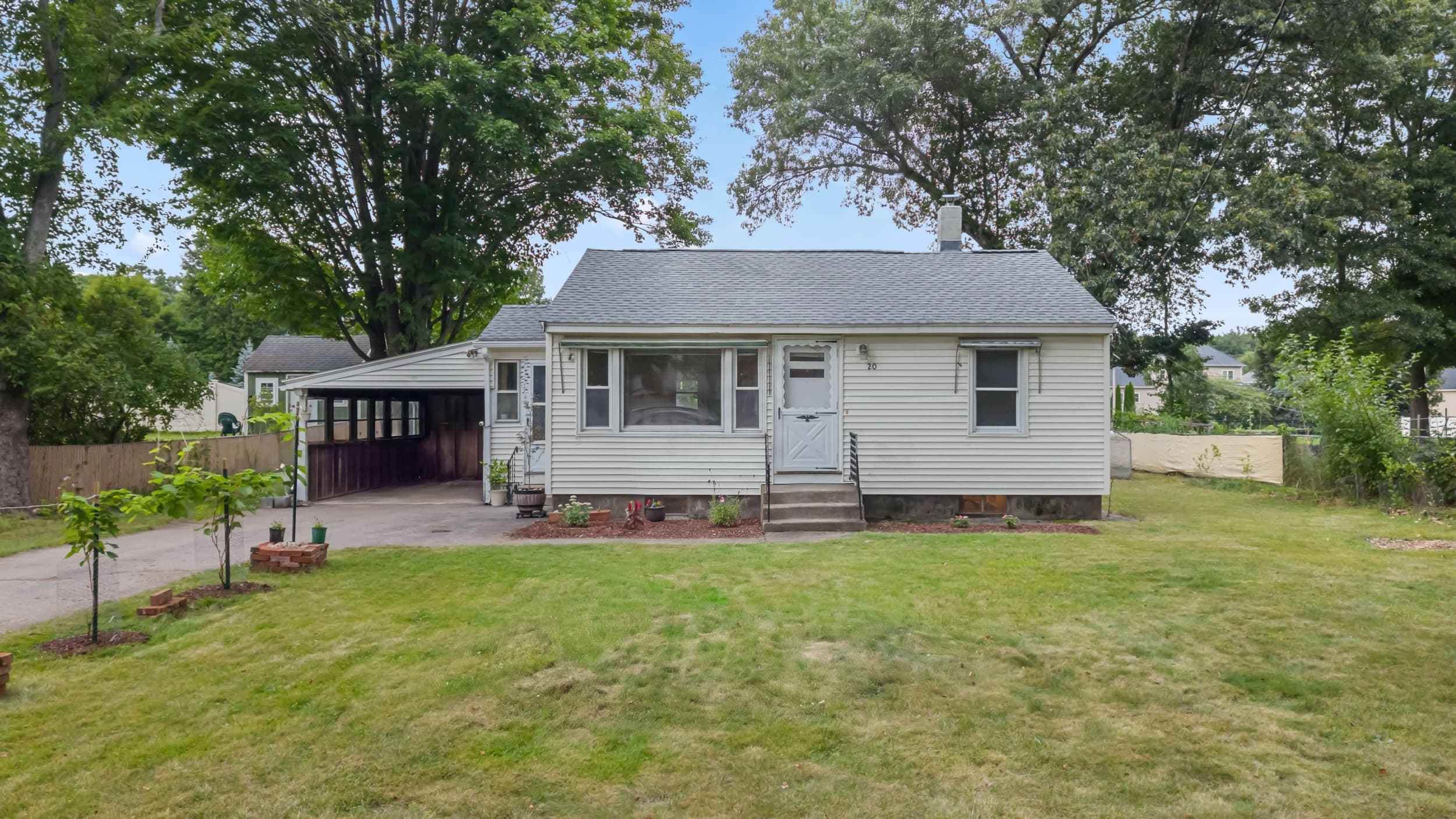 20 Overlook Ave, Shrewsbury MA 01545