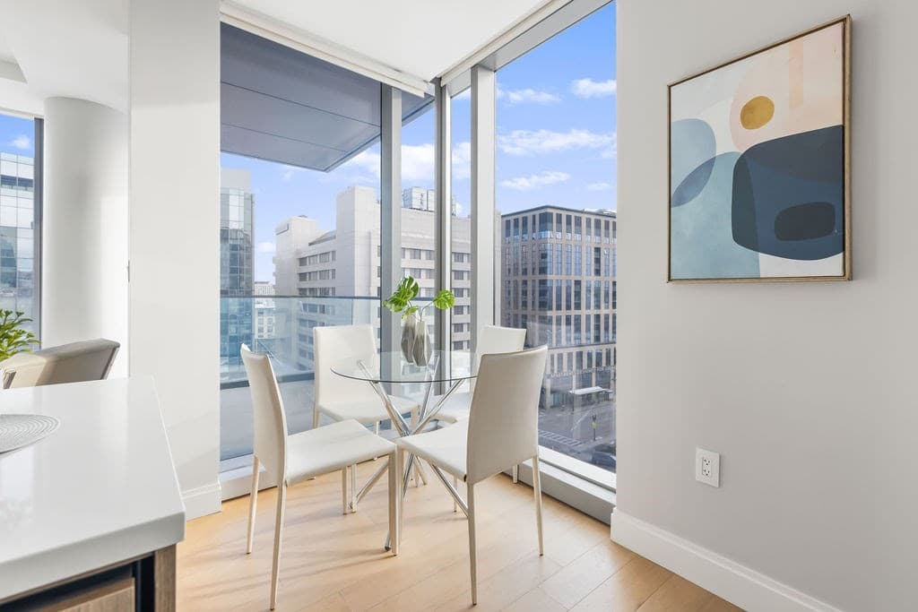 Condominium at 100 Shawmut Ave # 807, Boston MA 02118, photo 4 of 35