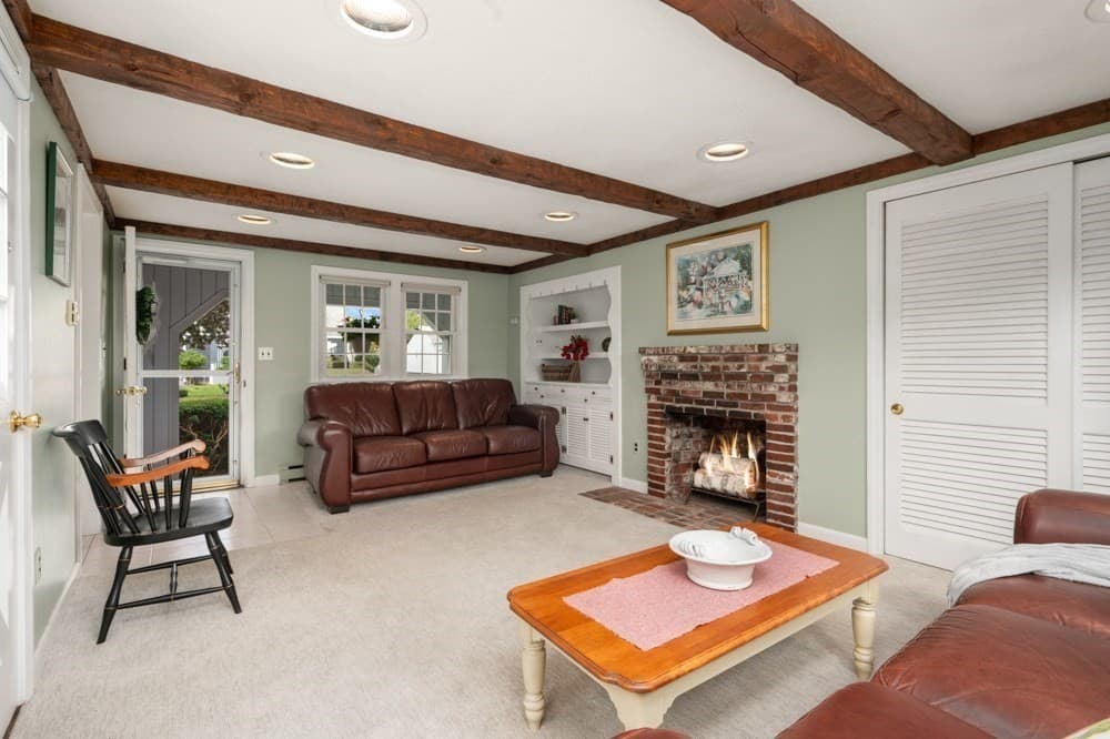 Single Family Residence at 8 Irving St, Danvers MA 01923, Danvers, photo 6 of 42