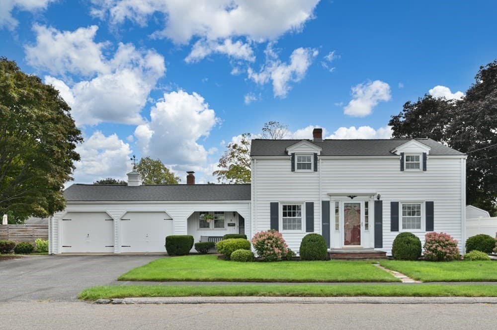 8 Irving St, Danvers MA 01923
