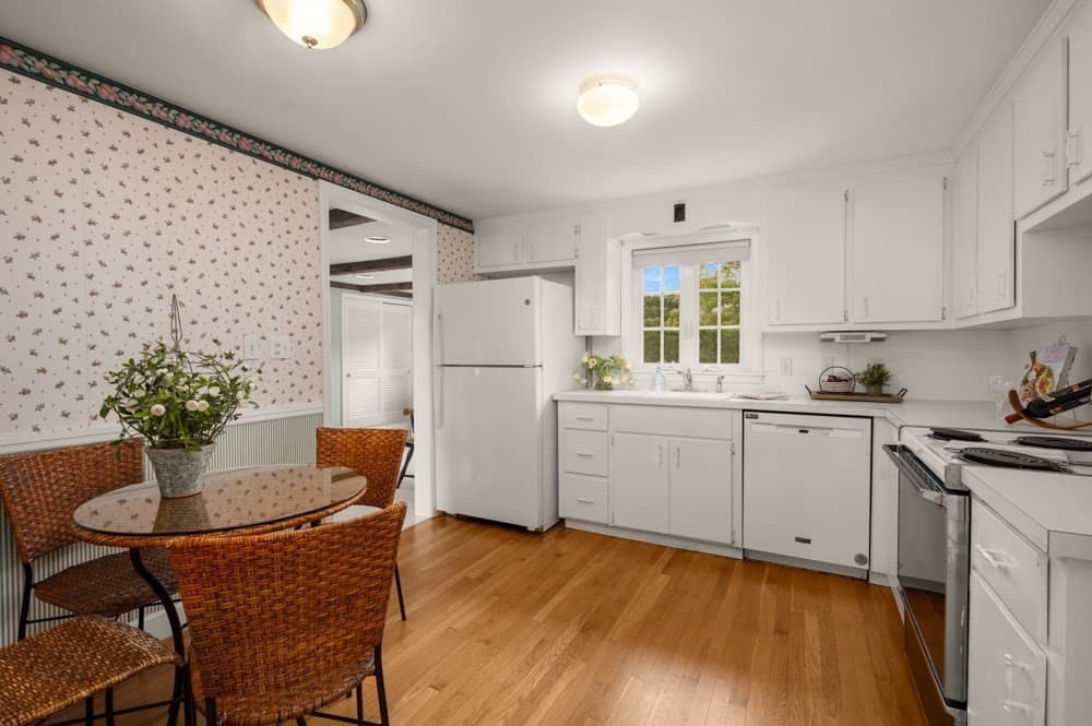 Single Family Residence at 8 Irving St, Danvers MA 01923, Danvers, photo 10 of 42