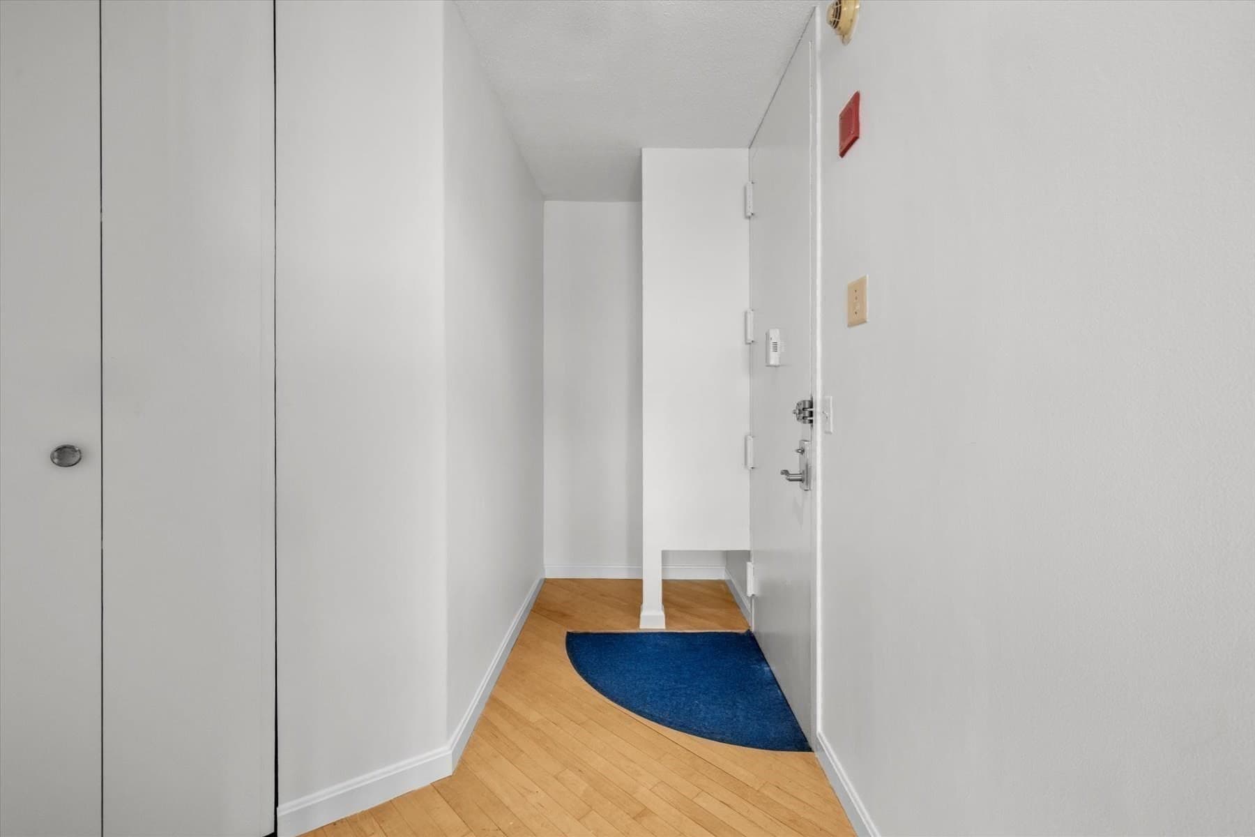 Condominium at 85 E India Row # 23D, Boston MA 02110, photo 17 of 28
