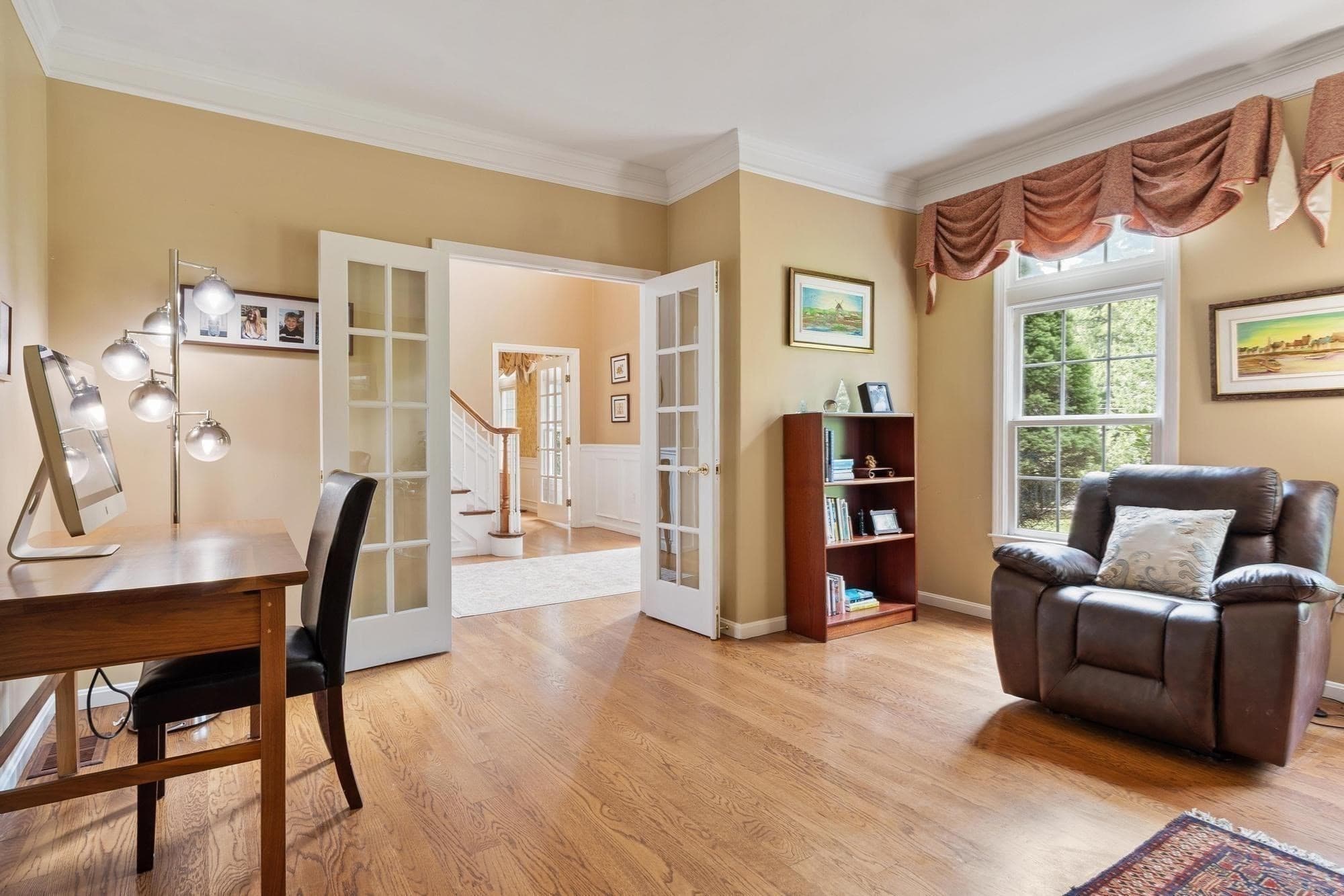 Single Family Residence at 2 Hamblin Way, Sudbury MA 01776, Sudbury, photo 4 of 42