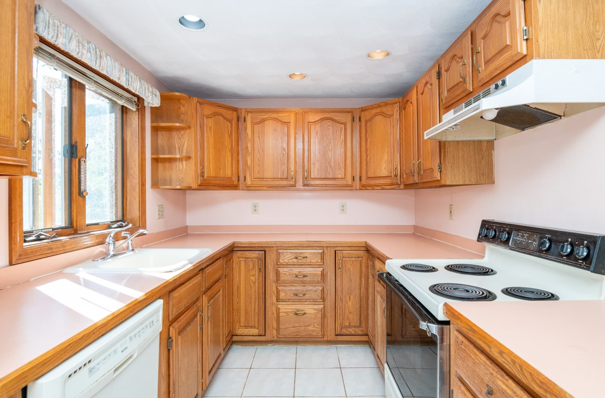 Single Family Residence at 136 North St, Danvers MA 01923, Danvers, photo 22 of 40