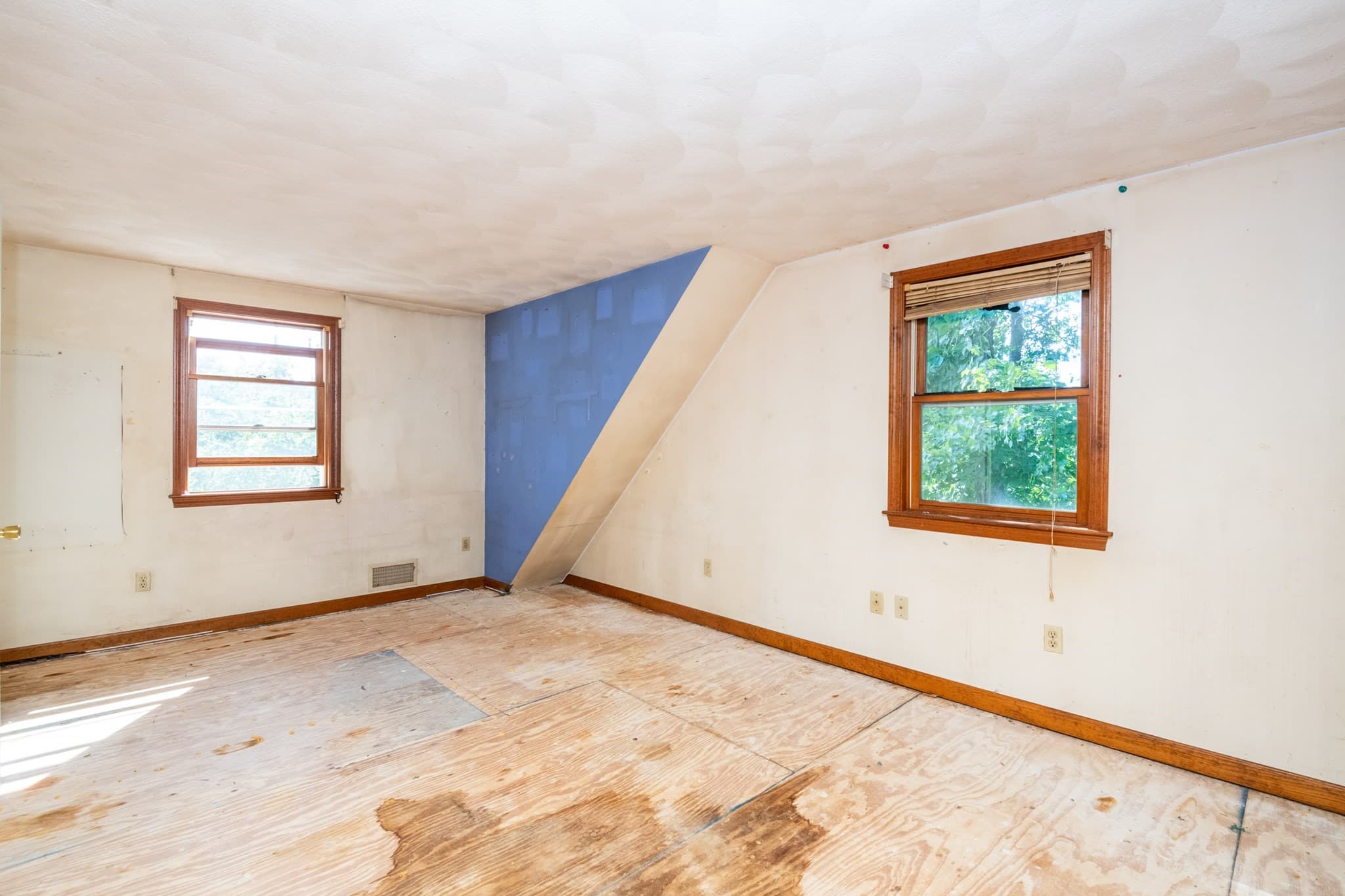 Single Family Residence at 136 North St, Danvers MA 01923, Danvers, photo 28 of 40