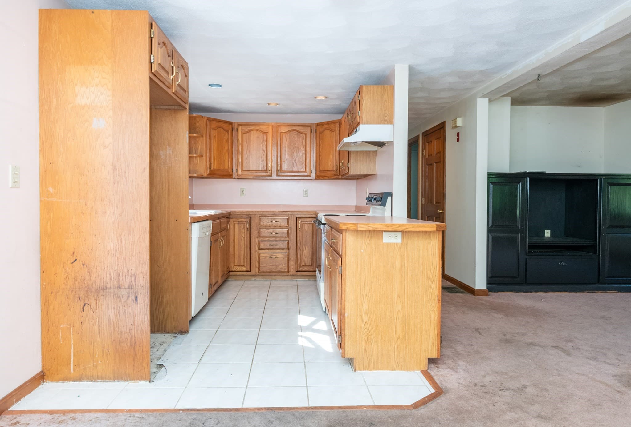 Single Family Residence at 136 North St, Danvers MA 01923, Danvers, photo 20 of 40