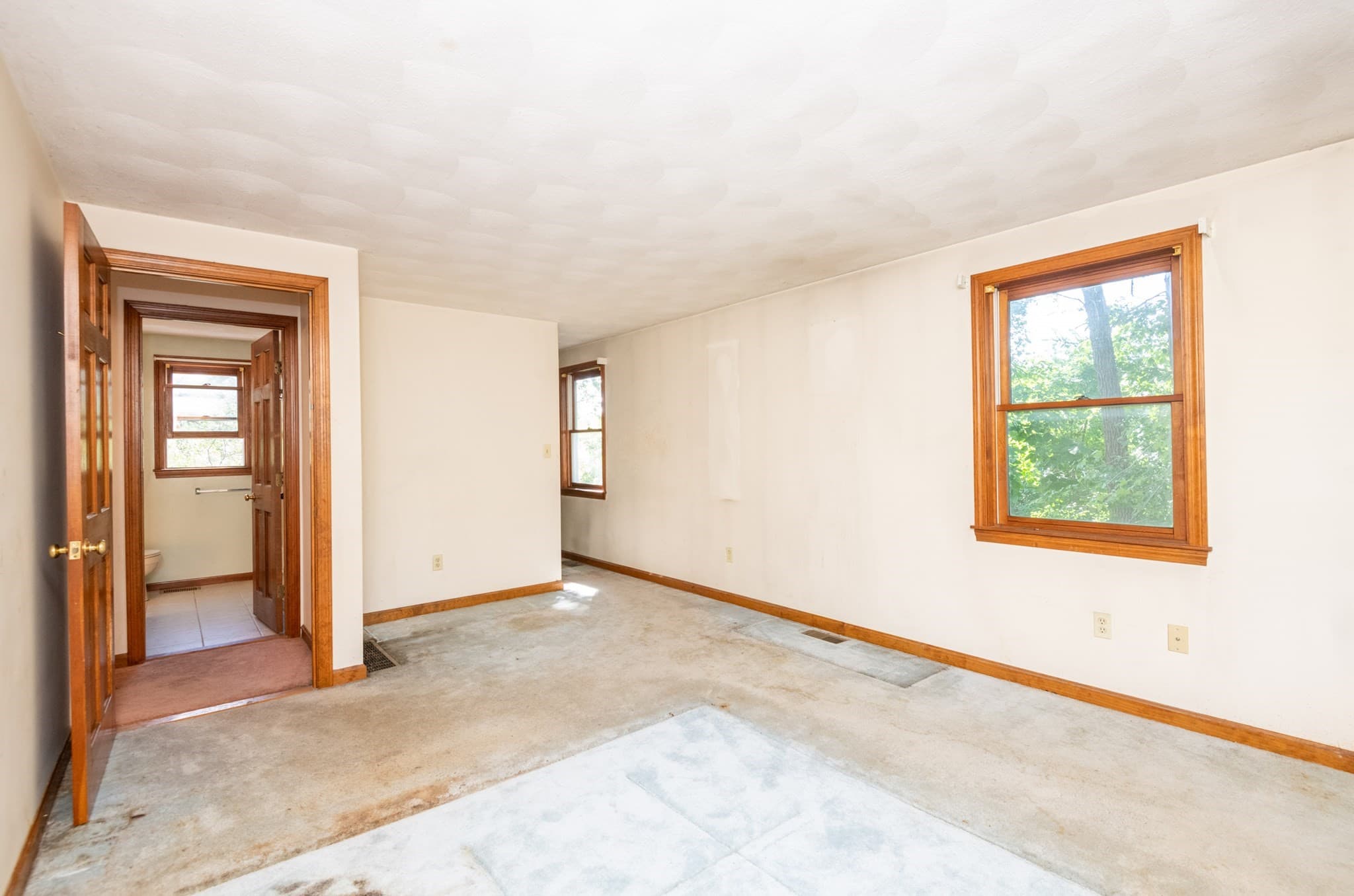 Single Family Residence at 136 North St, Danvers MA 01923, Danvers, photo 24 of 40