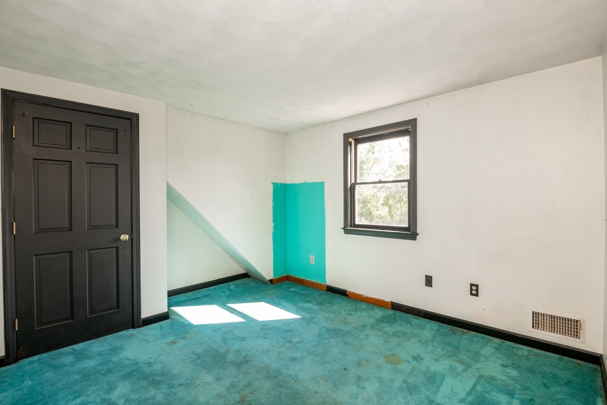 Single Family Residence at 136 North St, Danvers MA 01923, Danvers, photo 35 of 40