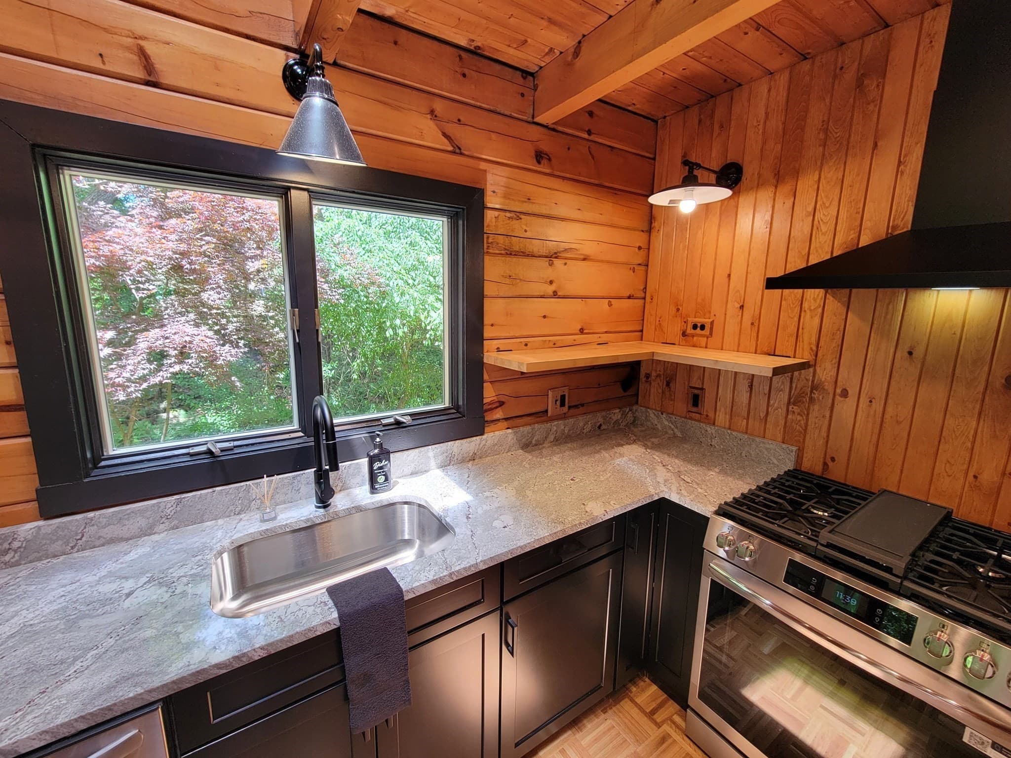 Single Family Residence at 46 Karen Lee Ln, Tewksbury MA 01876, Tewksbury, photo 17 of 38