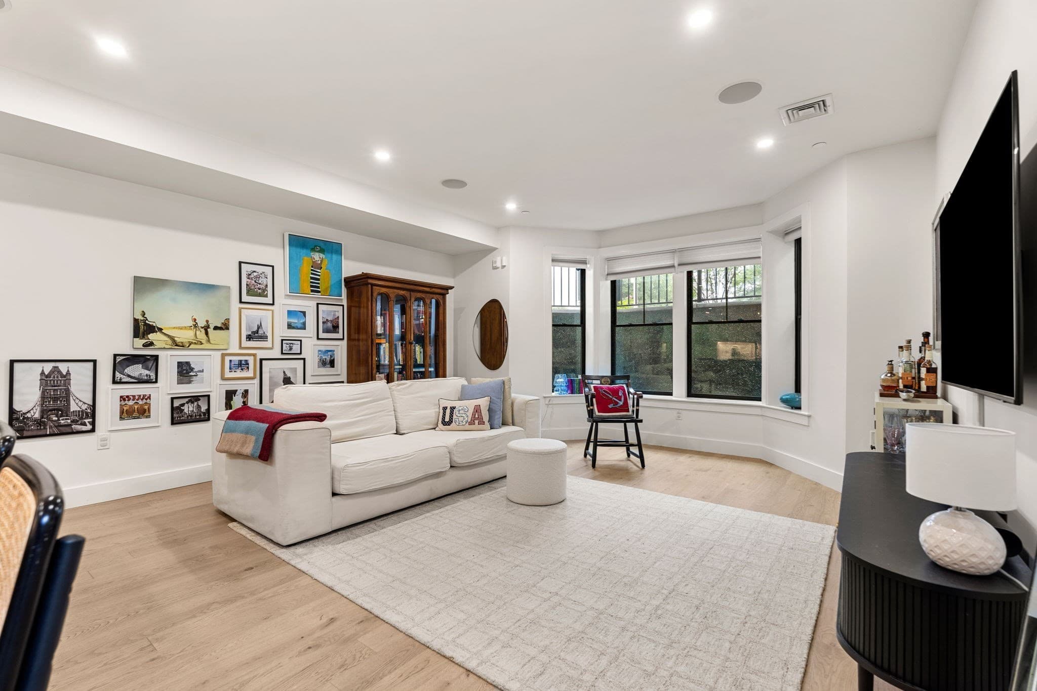 Condominium at 12 Bowdoin Ave # 1, Boston MA 02121, Boston, photo 2 of 17