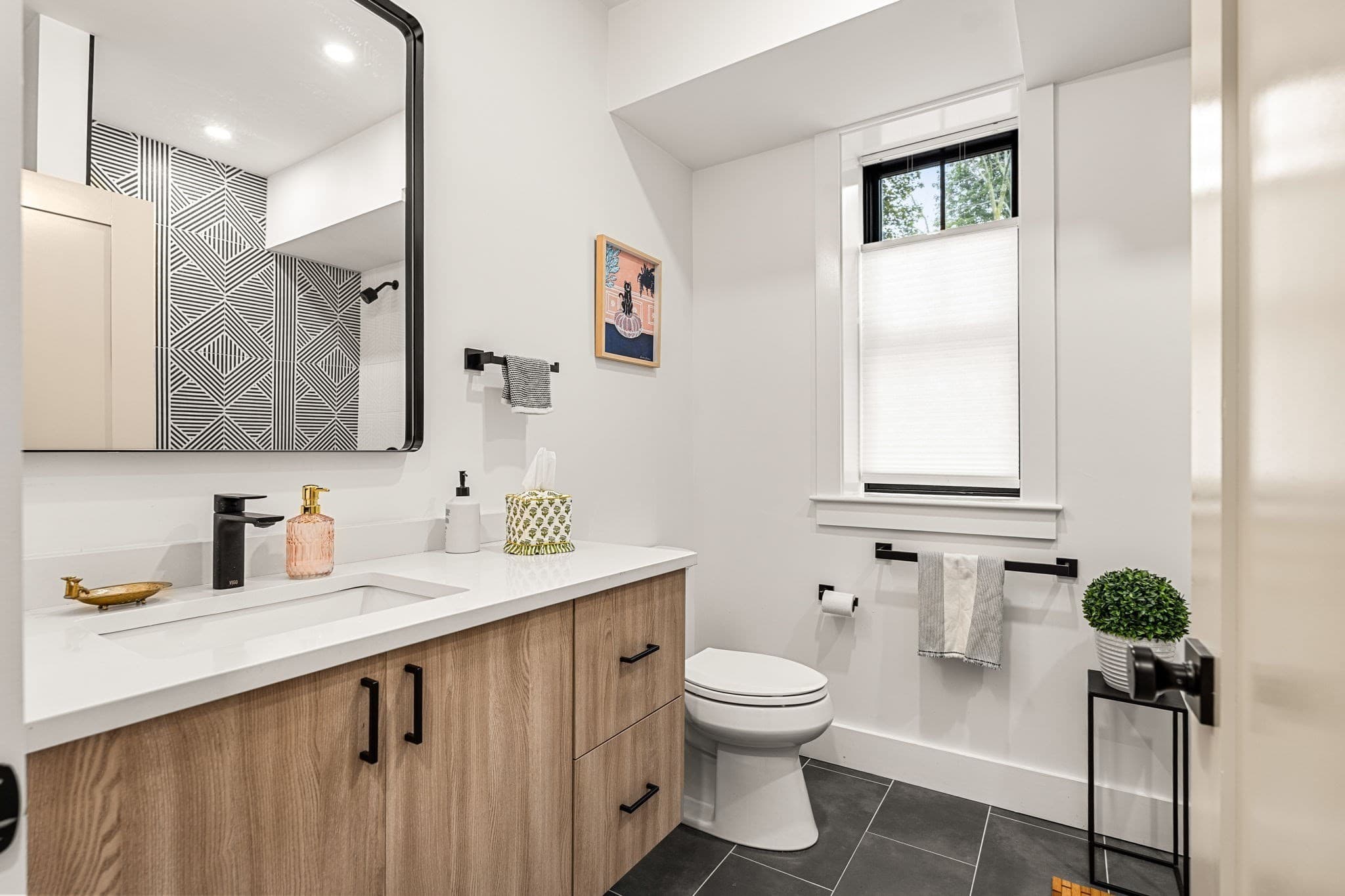 Condominium at 12 Bowdoin Ave # 1, Boston MA 02121, Boston, photo 10 of 17