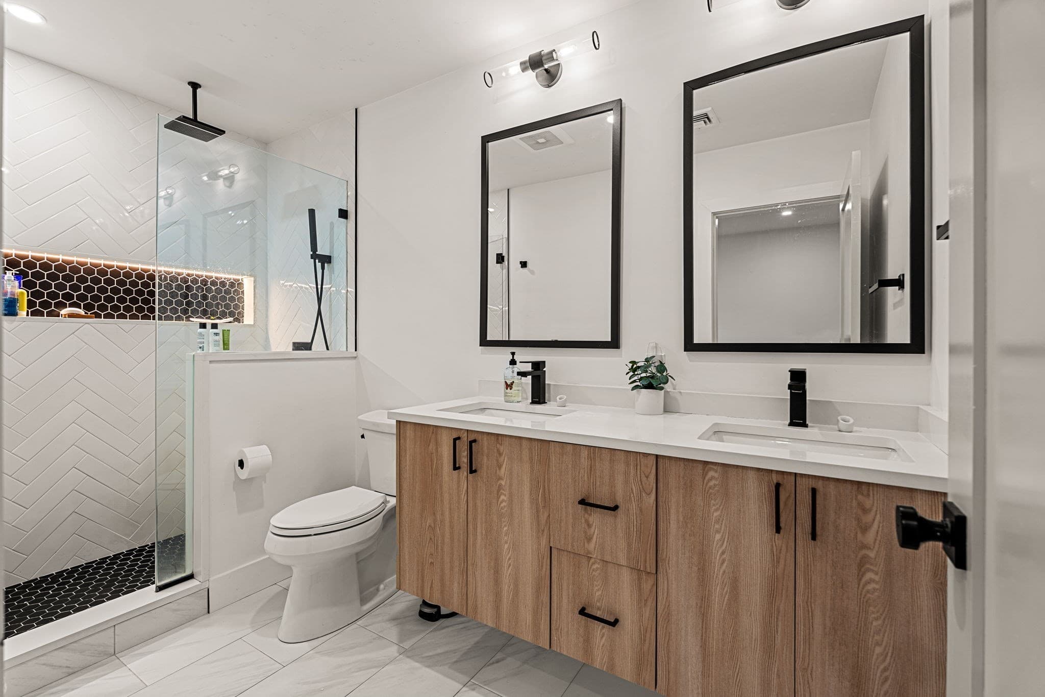 Condominium at 12 Bowdoin Ave # 1, Boston MA 02121, Boston, photo 8 of 17