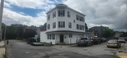 1 Douglas St, Worcester MA 01603