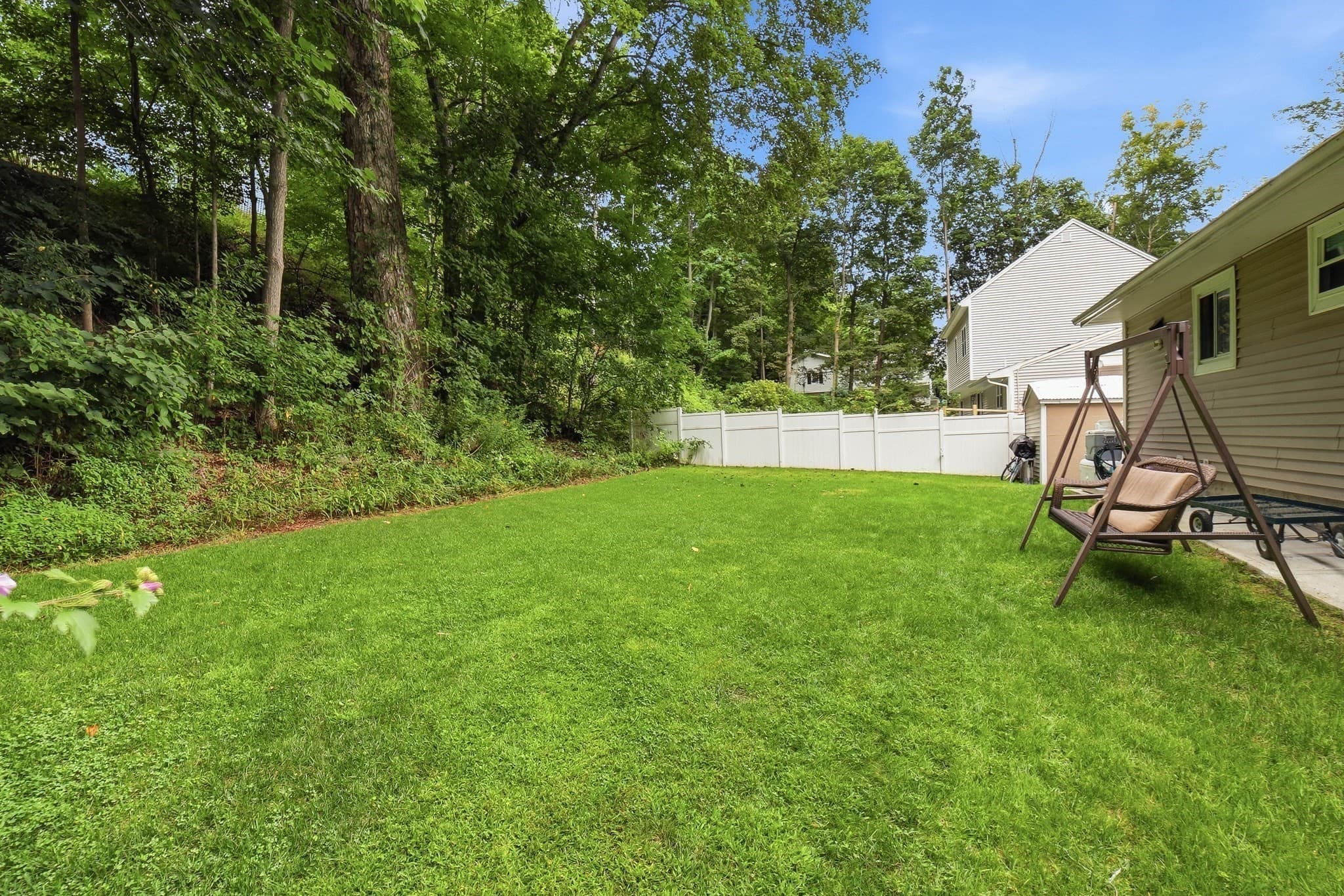 Single Family Residence at 48 Sorrento St, Worcester MA 01602, Worcester, photo 2 of 26