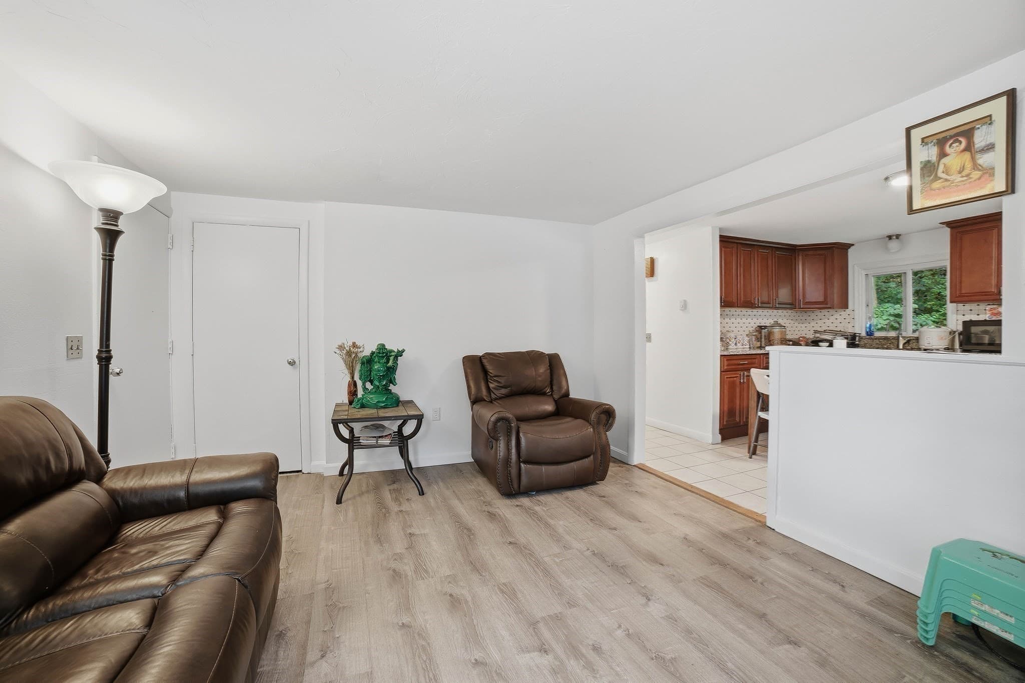 Single Family Residence at 48 Sorrento St, Worcester MA 01602, Worcester, photo 9 of 26