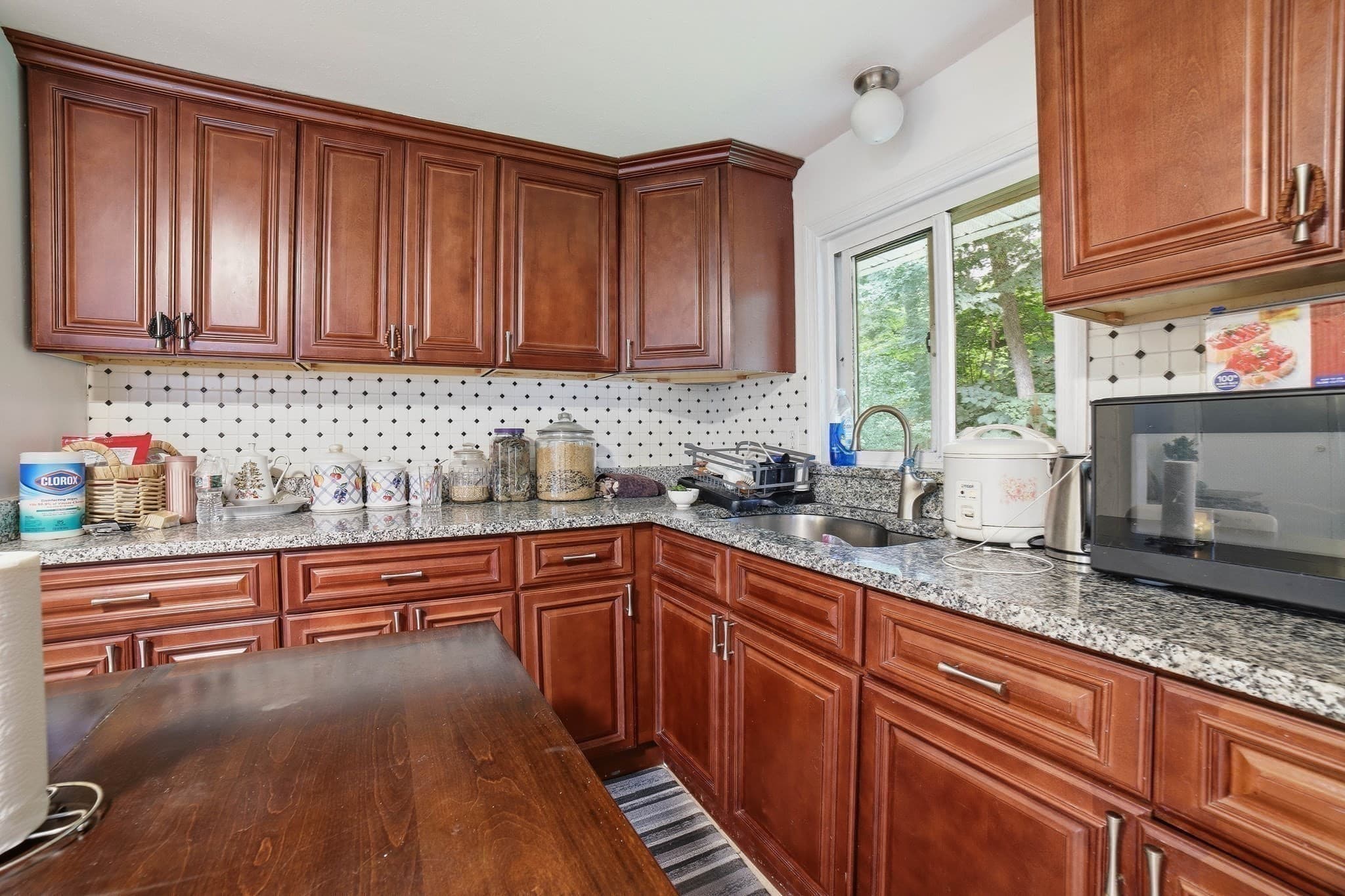 Single Family Residence at 48 Sorrento St, Worcester MA 01602, Worcester, photo 14 of 26