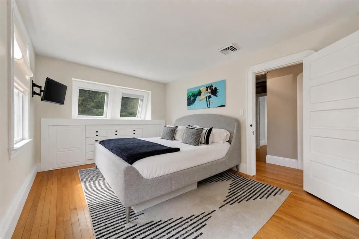 Single Family Residence at 81 Hobart St, Hingham MA 02043, Hingham, photo 19 of 34