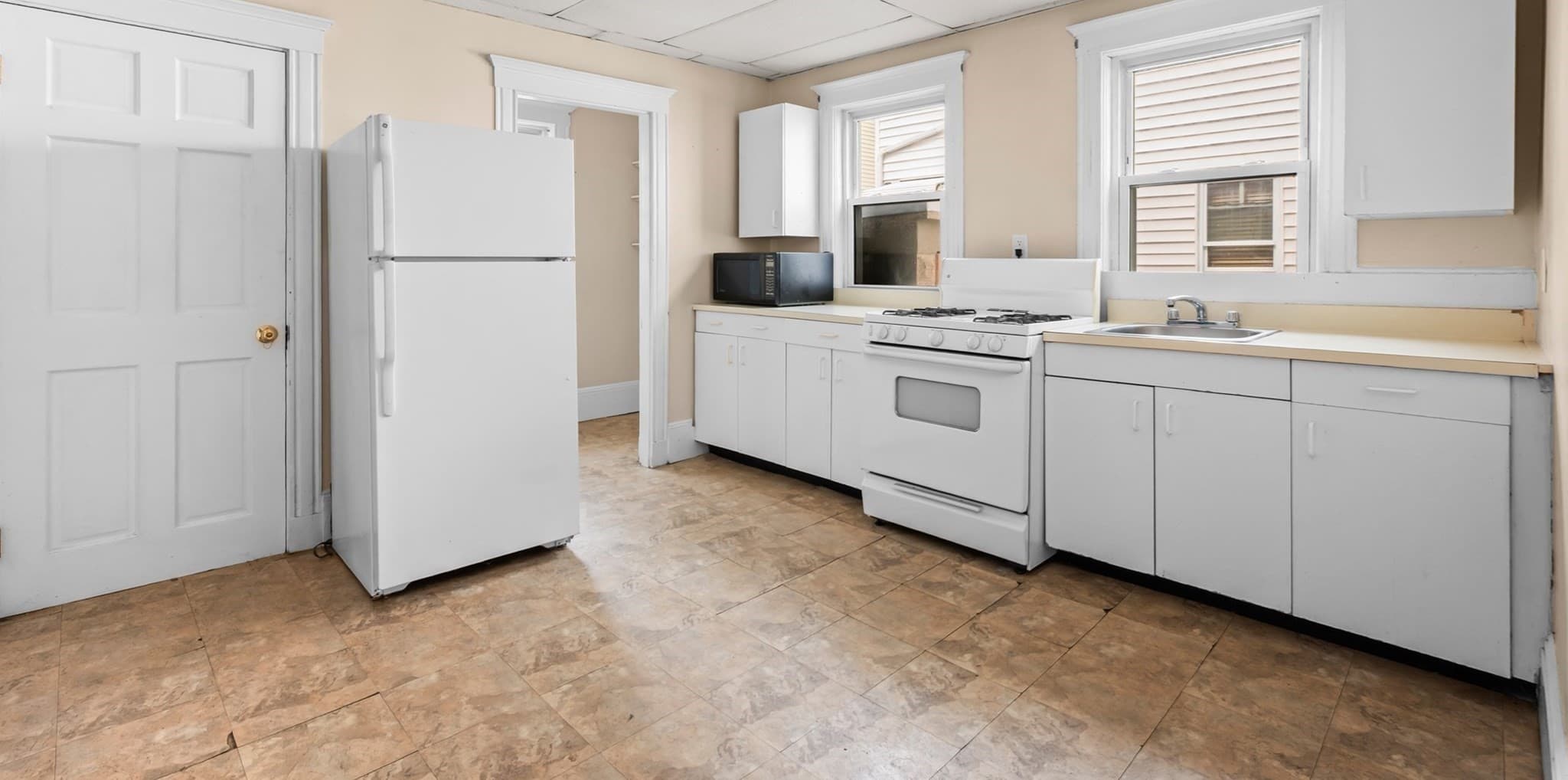2 Family - 2 Units Up/Down at 26-28 Boston Avenue, Somerville MA 02144, Somerville, photo 17 of 21