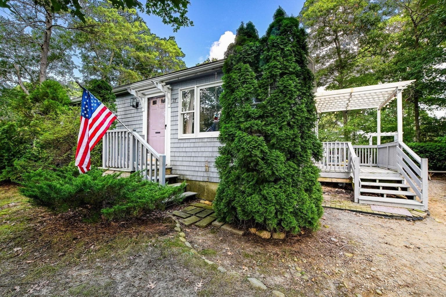 27 Crooked Meadow, Falmouth MA 02536