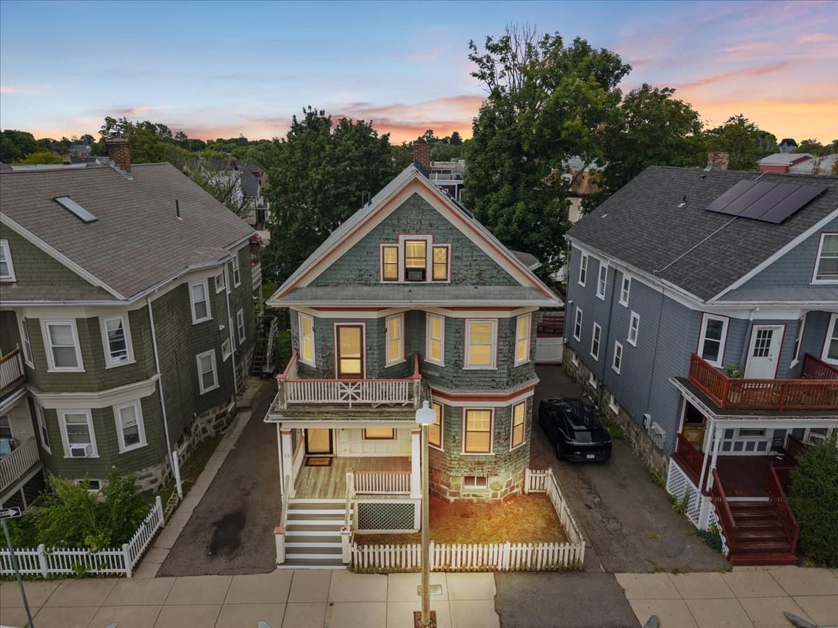 15 Whitten St, Boston MA 02122