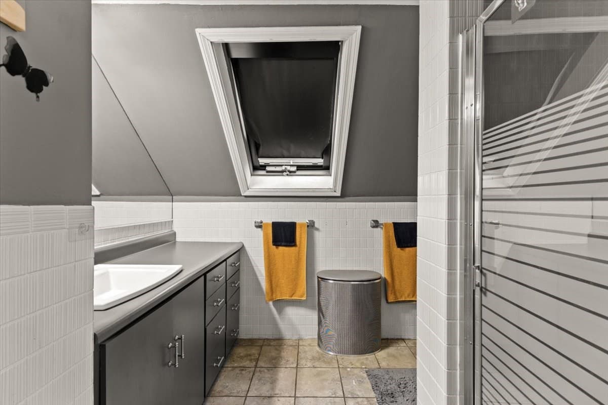Multi Family at 15 Whitten St, Boston MA 02122, Boston, photo 19 of 42