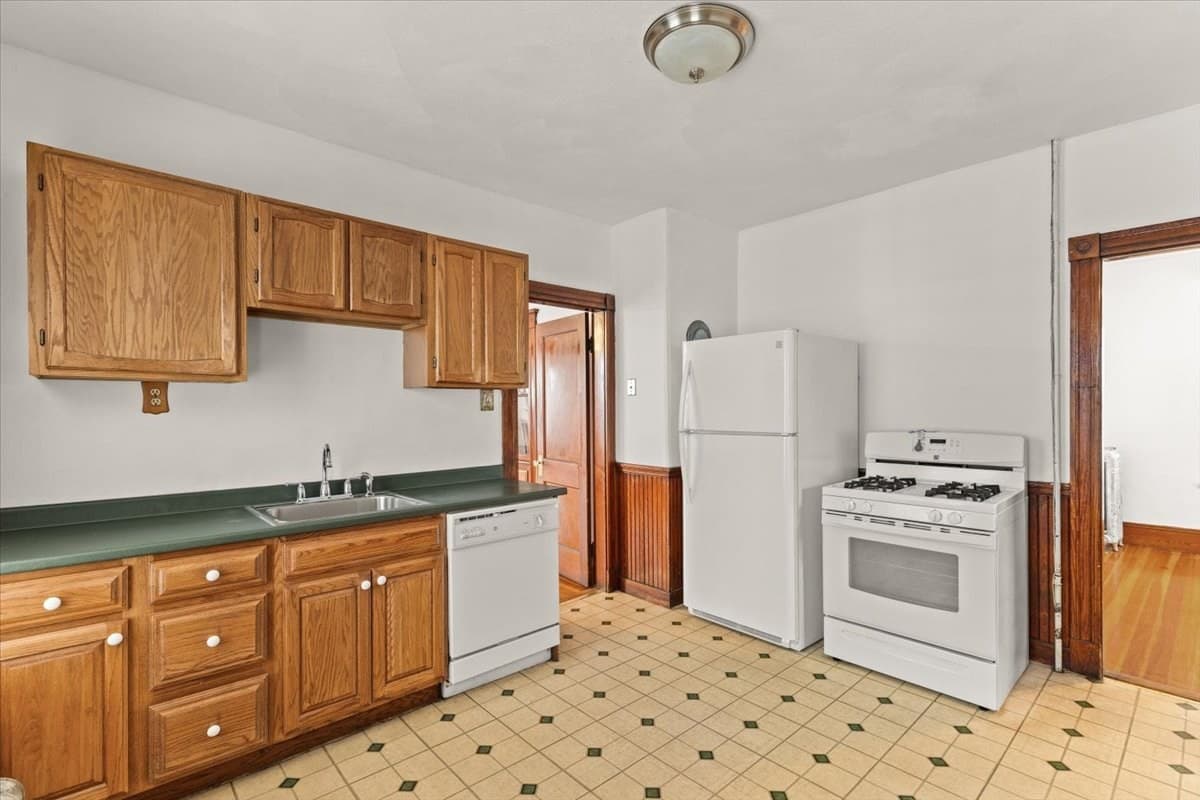 Multi Family at 15 Whitten St, Boston MA 02122, Boston, photo 29 of 42