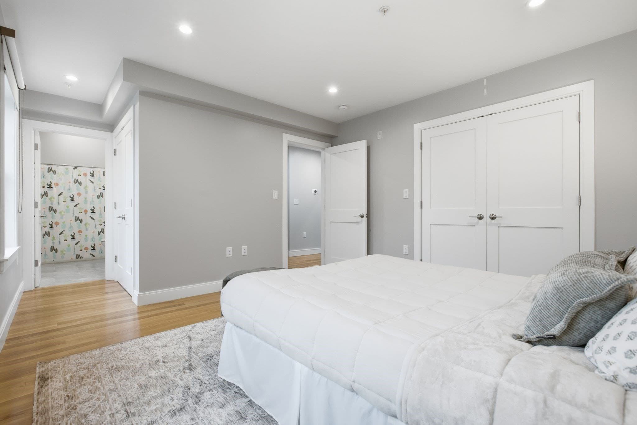 Condominium at 14 Blueberry Hill Ln # 14, Melrose MA 02176, Melrose, photo 16 of 36