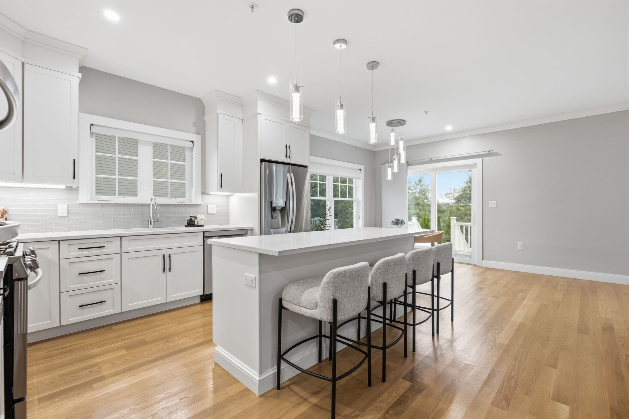 Condominium at 14 Blueberry Hill Ln # 14, Melrose MA 02176, Melrose, photo 7 of 36