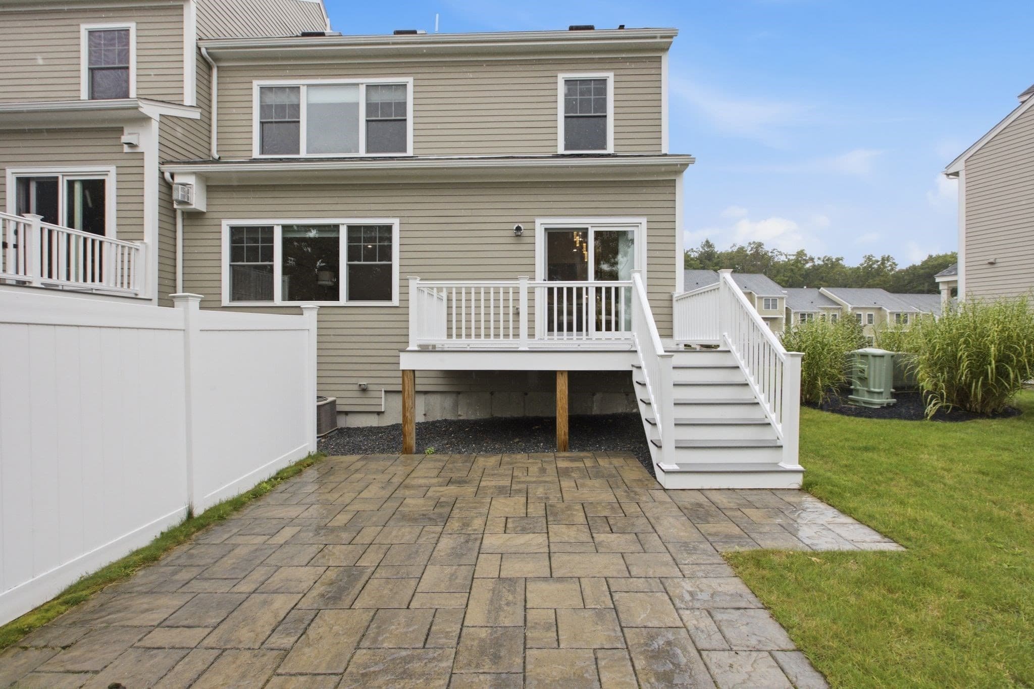 Condominium at 14 Blueberry Hill Ln # 14, Melrose MA 02176, Melrose, photo 32 of 36