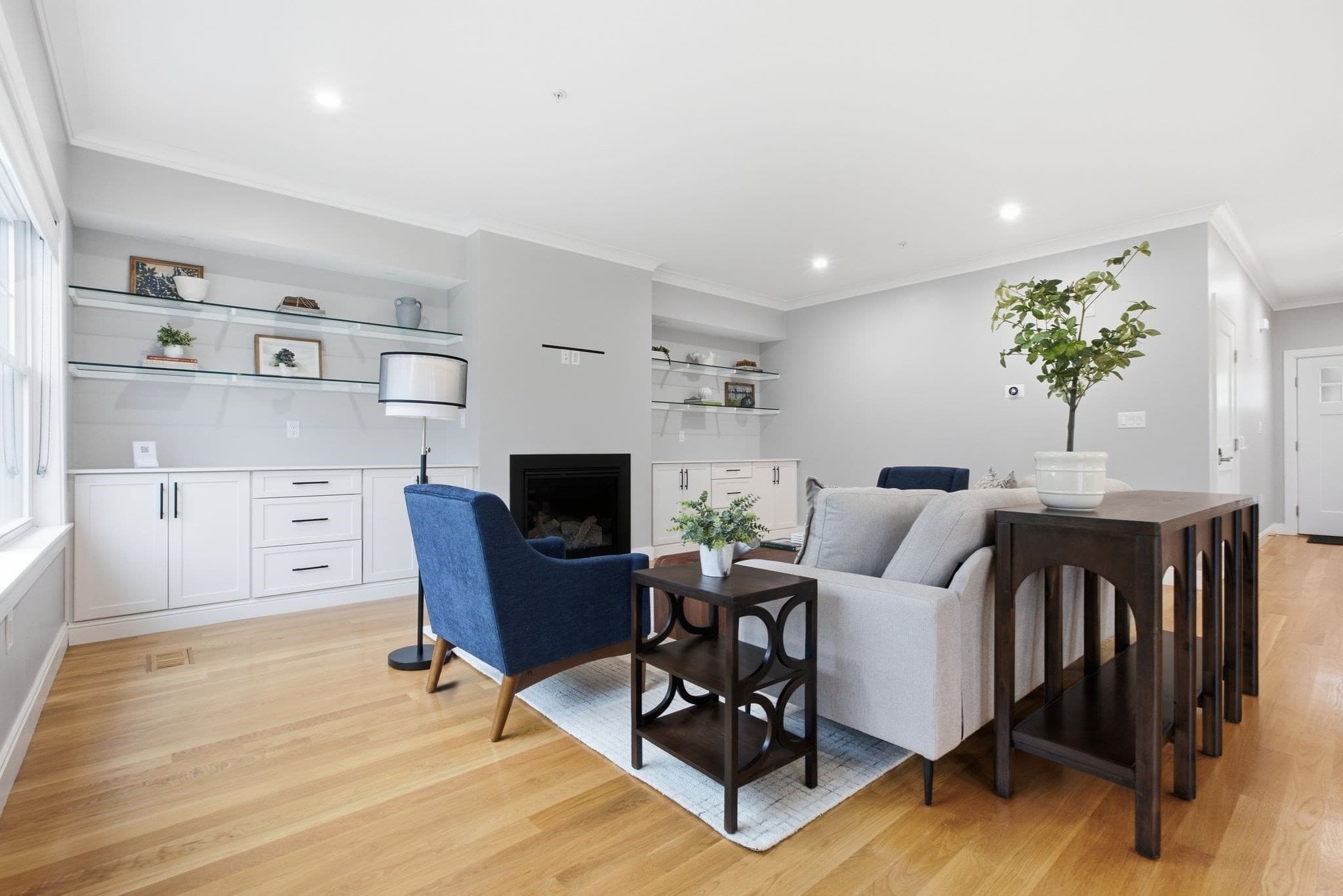 Condominium at 14 Blueberry Hill Ln # 14, Melrose MA 02176, Melrose, photo 5 of 36