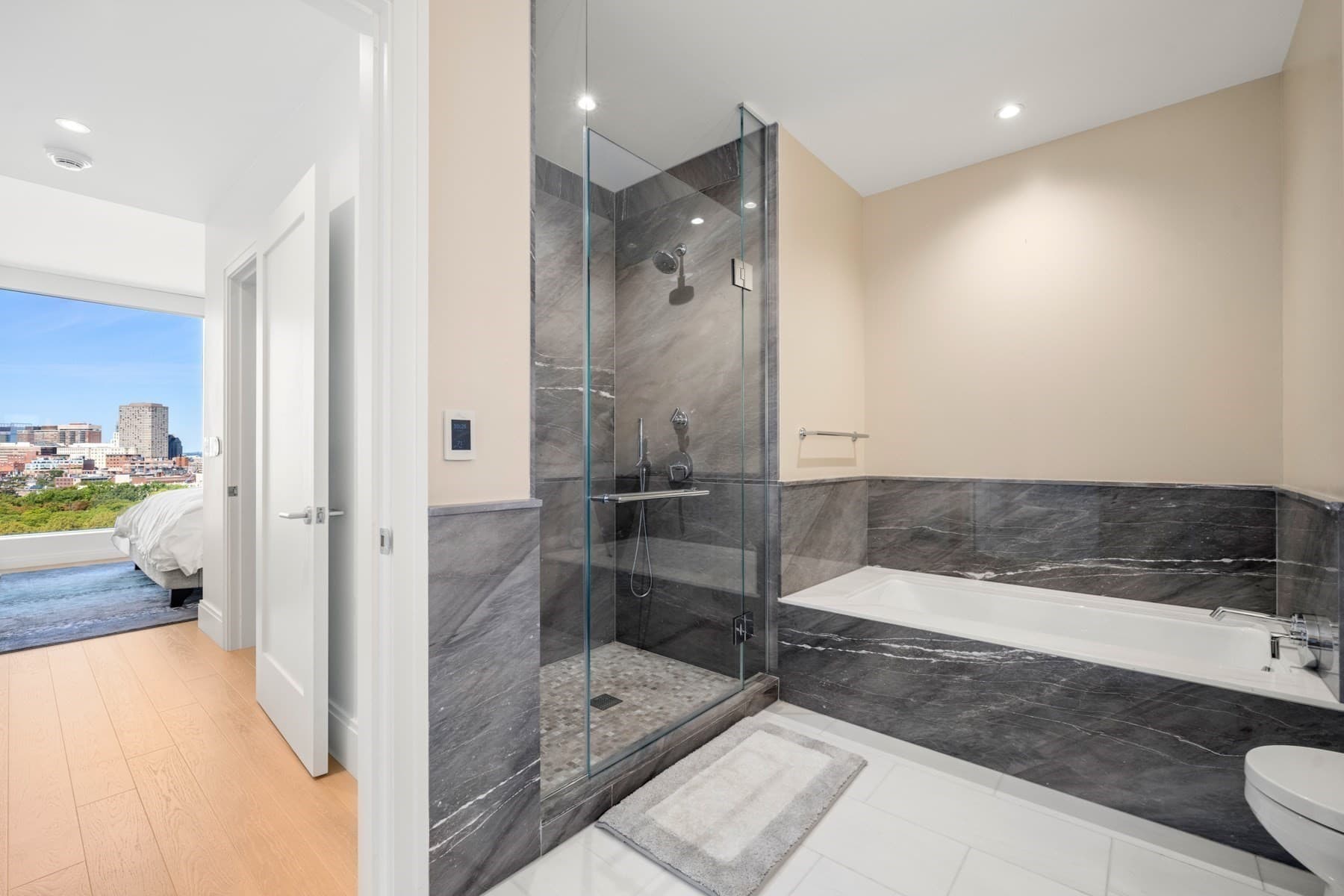 Condominium at 380 Harrison Ave, Boston MA 02118, photo 16 of 38