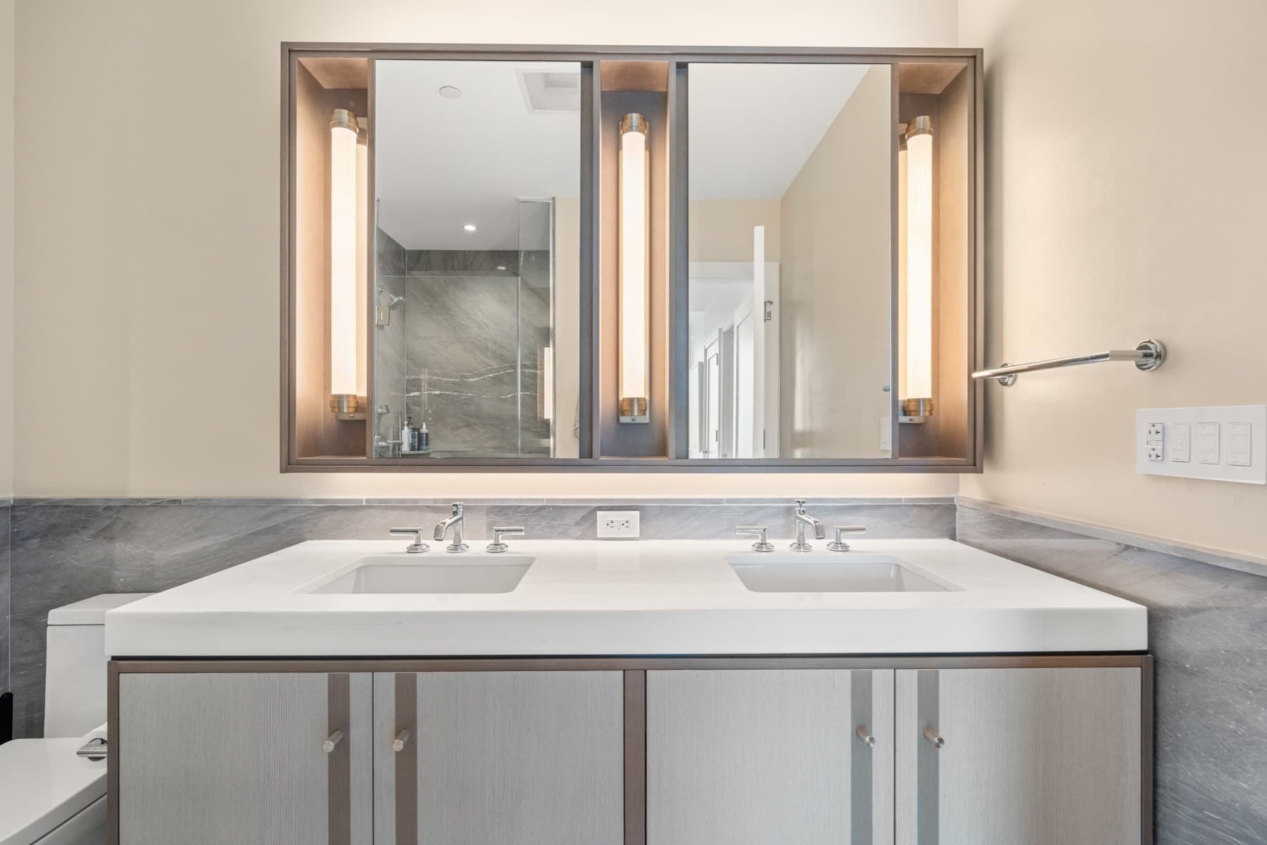 Condominium at 380 Harrison Ave, Boston MA 02118, photo 15 of 38