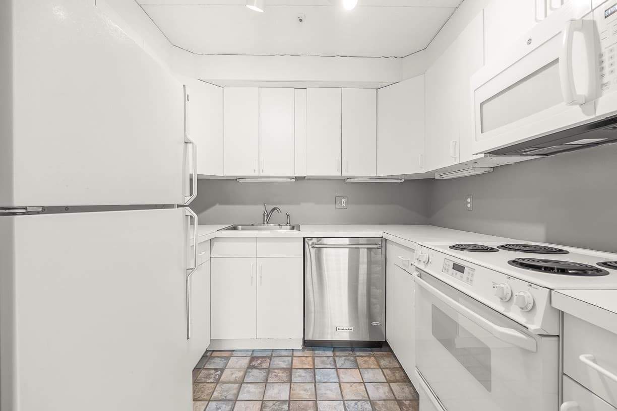 Condominium at 17 Healey St # 201, Cambridge MA 02138, Cambridge, photo 6 of 24