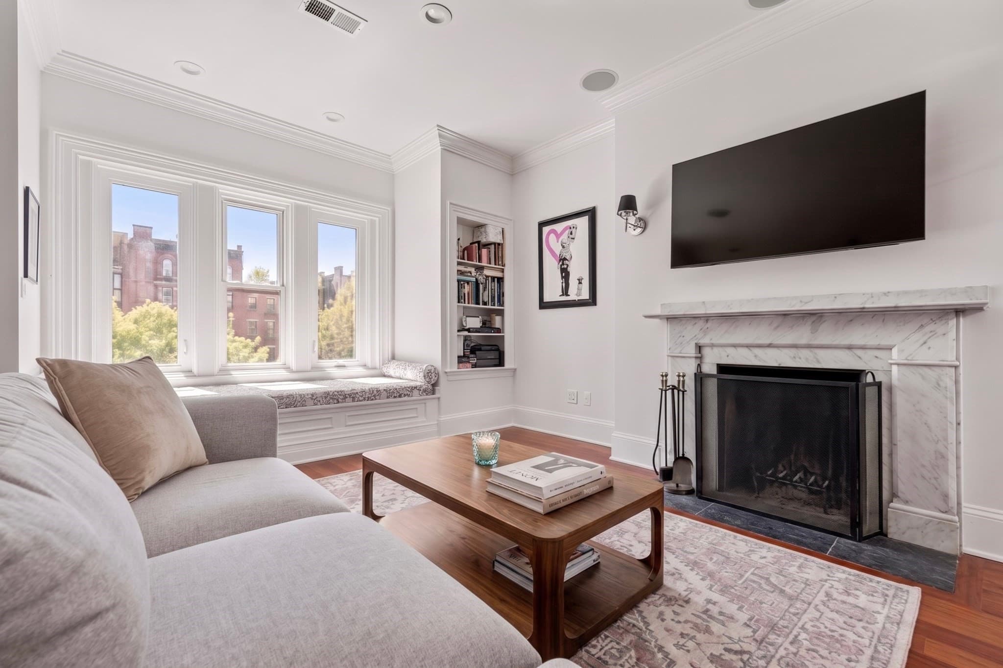 Condominium at 321 Commonwealth Ave # 40, Boston MA 02115, photo 3 of 15