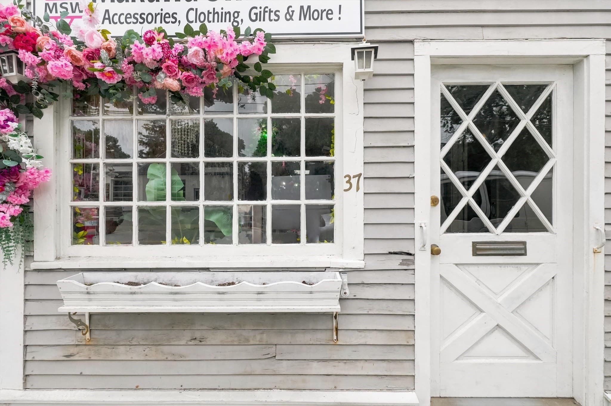 Commercial Sale at 33-37 S. Main St, Ipswich MA 01938, photo 19 of 36