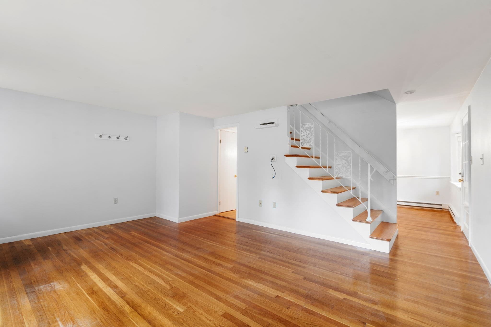 Condominium at 60 Lake St, Winchester MA 01890, Winchester, photo 6 of 20