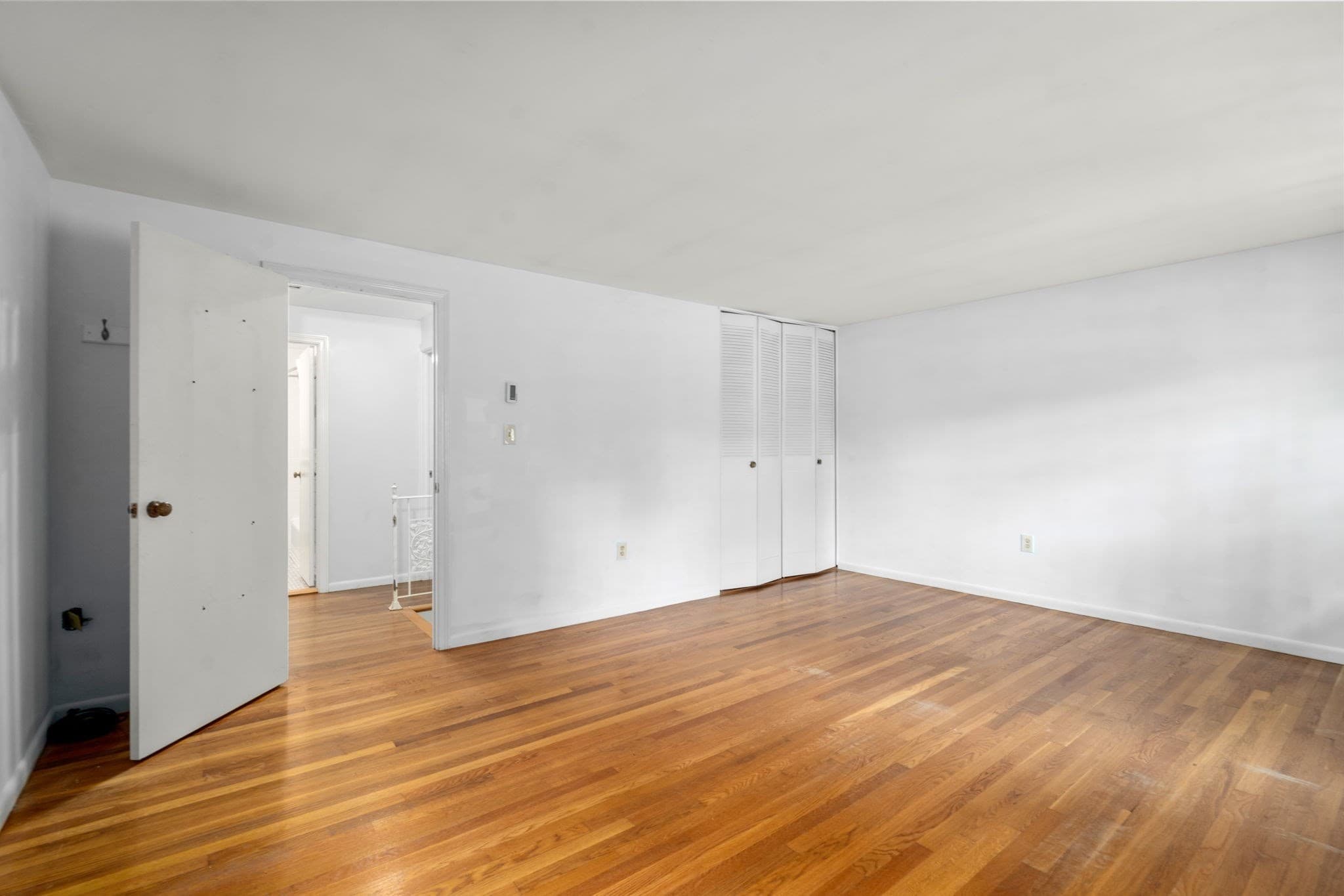 Condominium at 60 Lake St, Winchester MA 01890, Winchester, photo 9 of 20