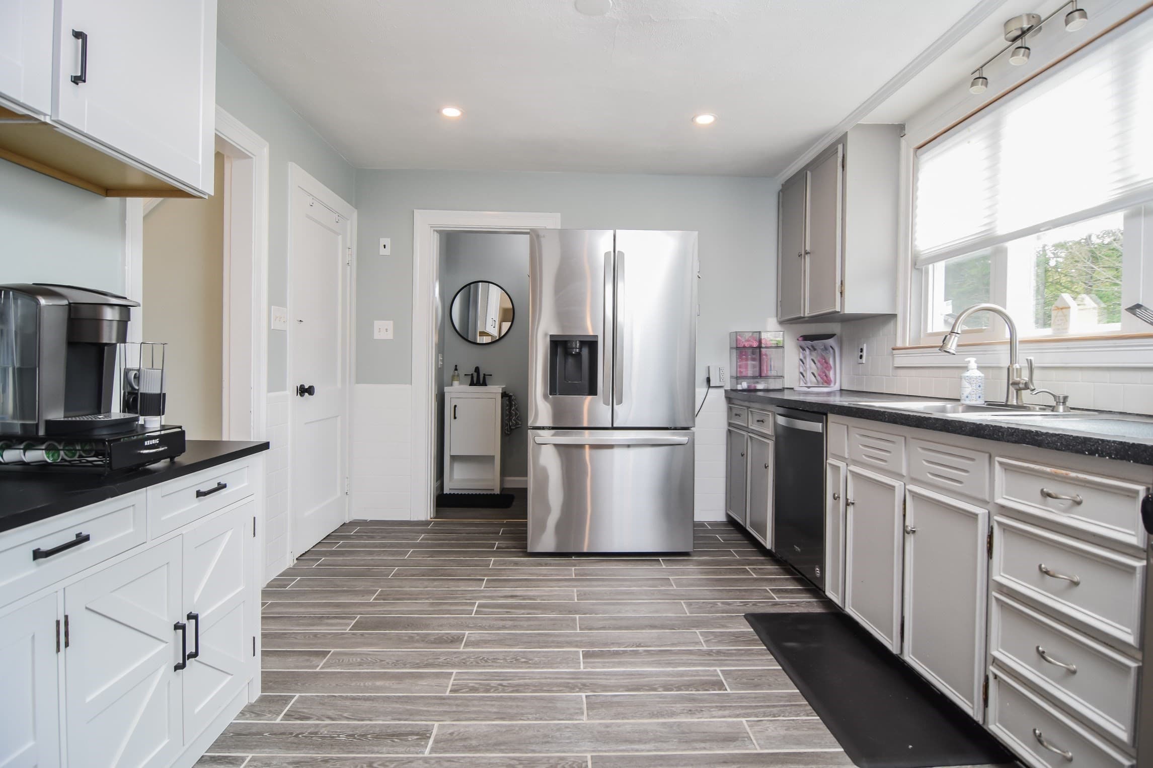 Single Family Residence at 51 Emerson Ave, Peabody MA 01960, Peabody, photo 5 of 29