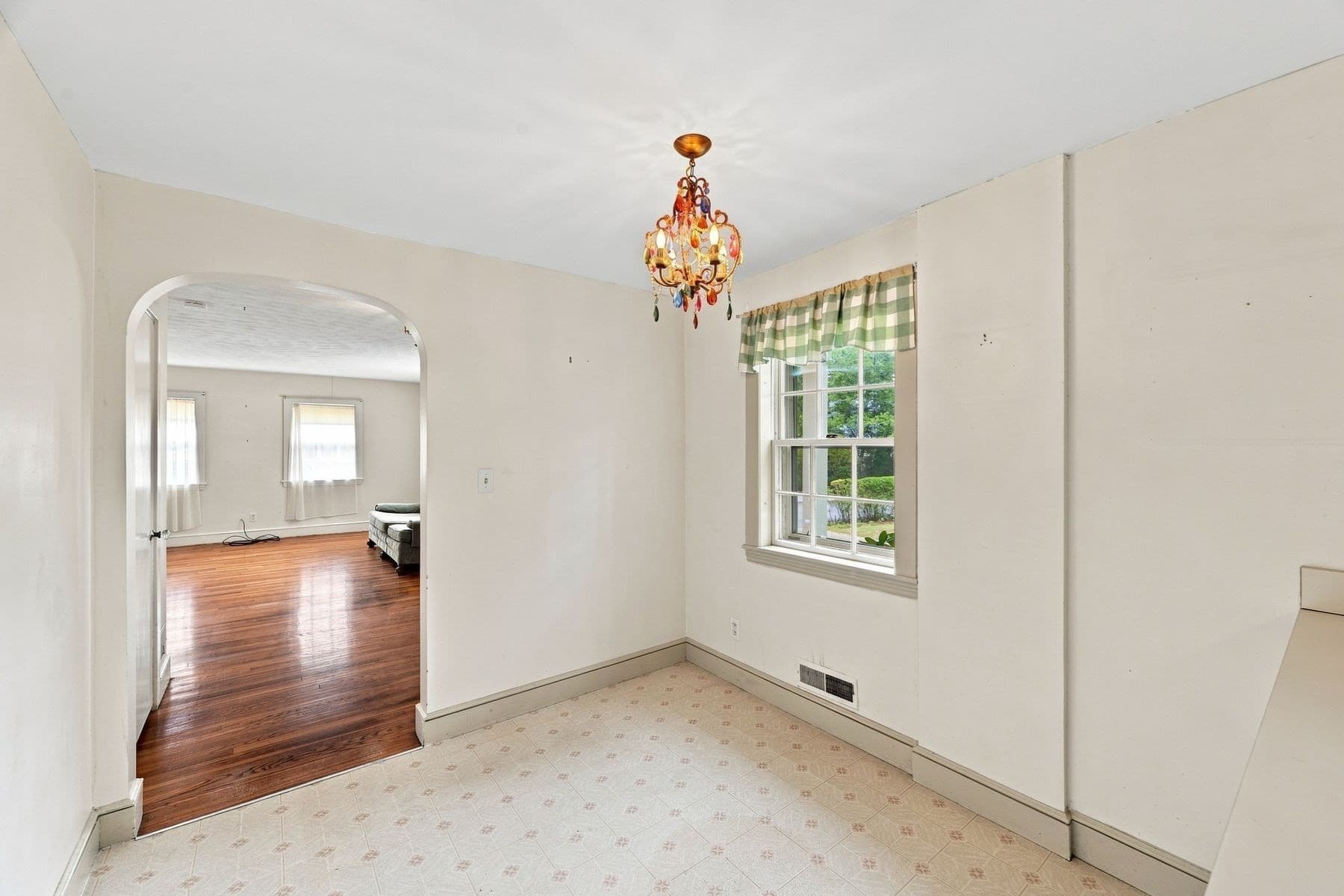 Single Family Residence at 4 Littles Point Lane, Swampscott MA 01907, Swampscott, photo 9 of 36