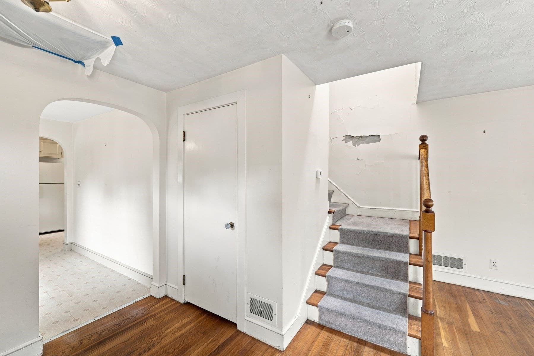 Single Family Residence at 4 Littles Point Lane, Swampscott MA 01907, Swampscott, photo 14 of 36
