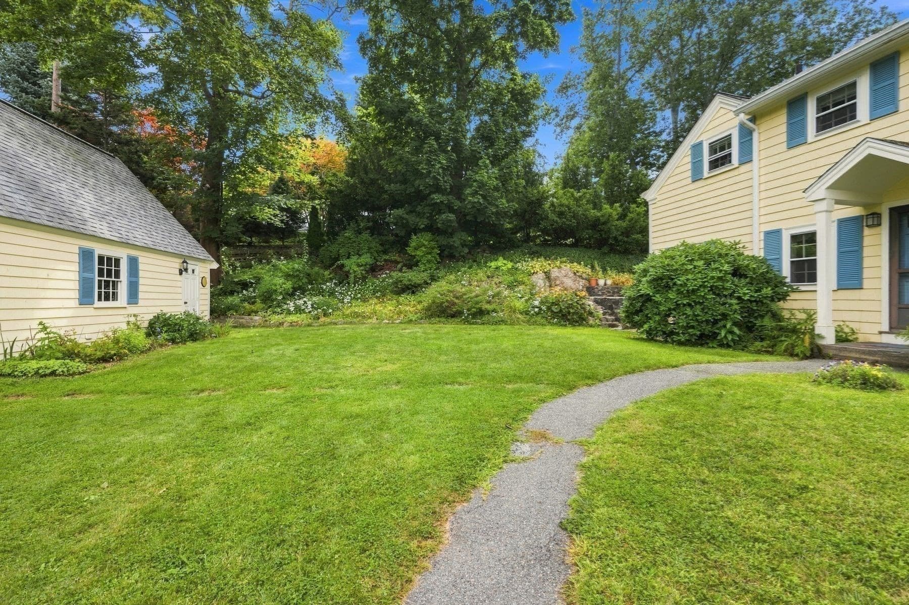 Single Family Residence at 4 Littles Point Lane, Swampscott MA 01907, Swampscott, photo 21 of 36